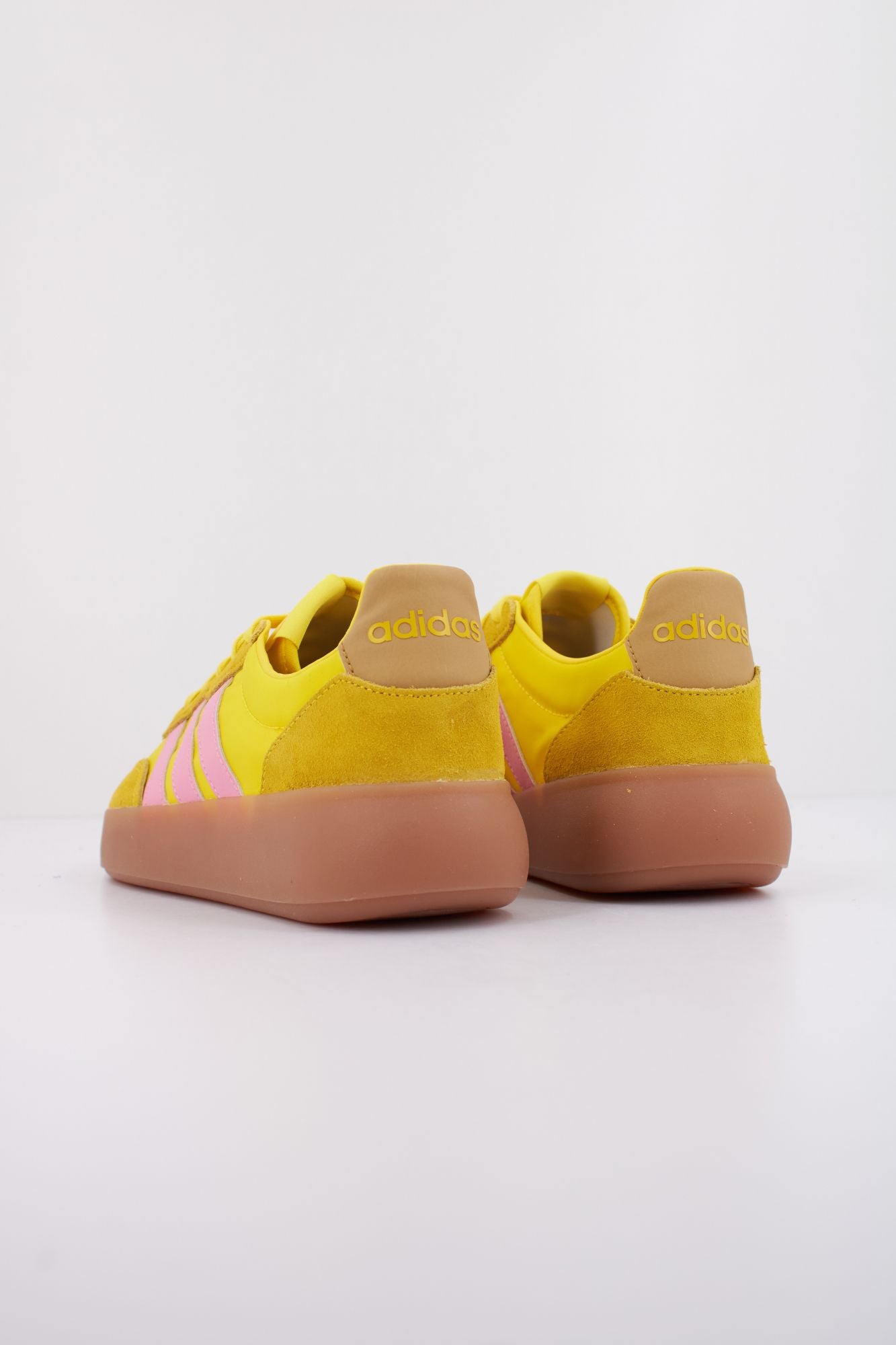ADIDAS BARREDA DECODE en color AMARILLO (4)