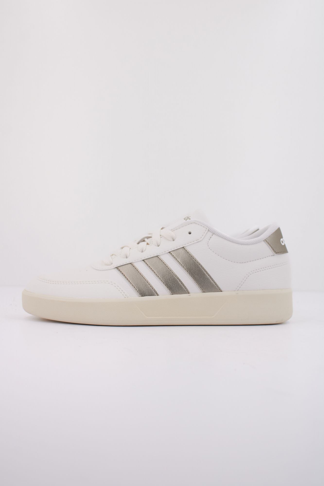 ADIDAS BREAKNET 3.0 en color BLANCO (1)
