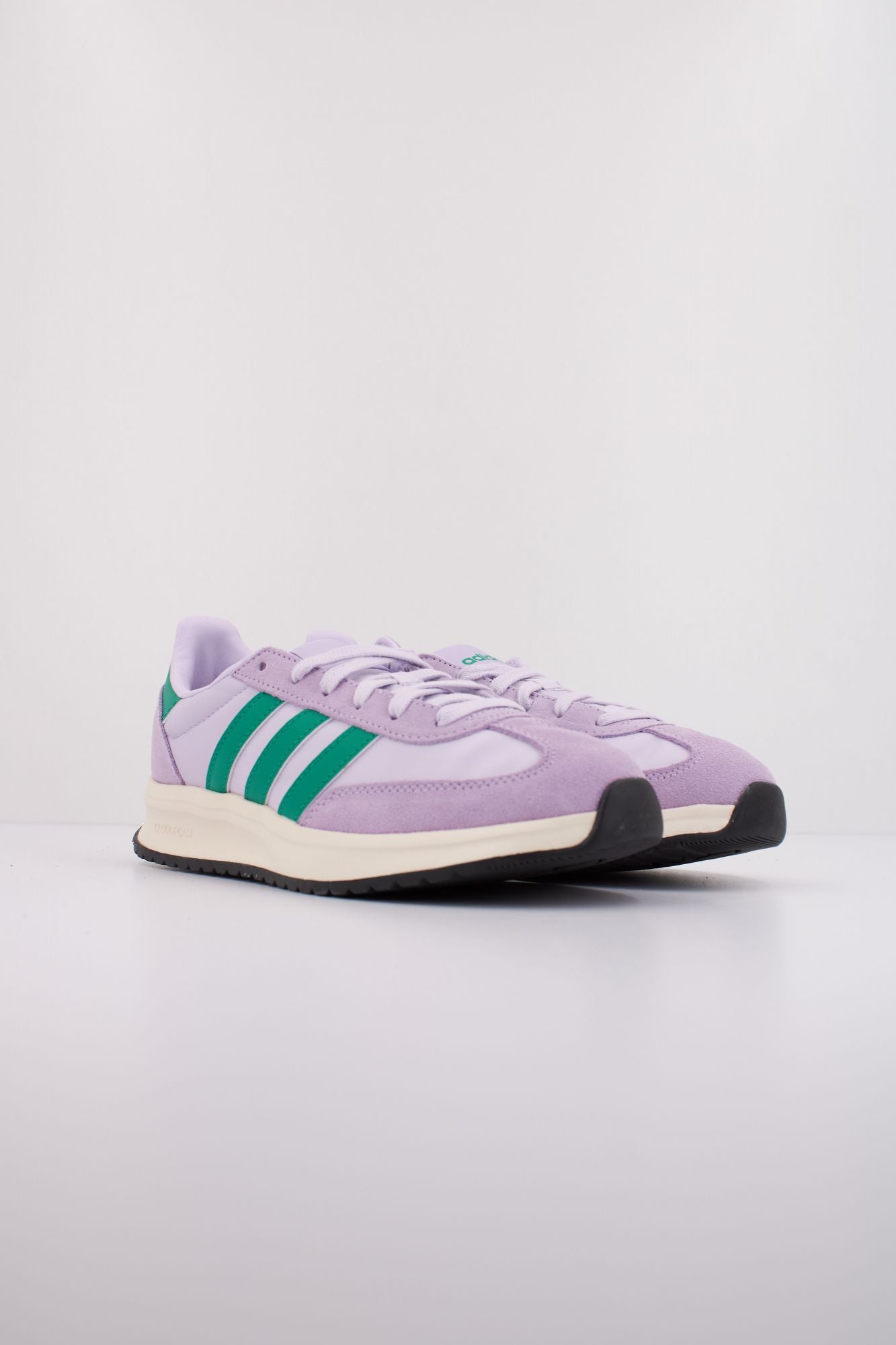 ADIDAS RUN 70s 2.0 en color VIOLETA (2)
