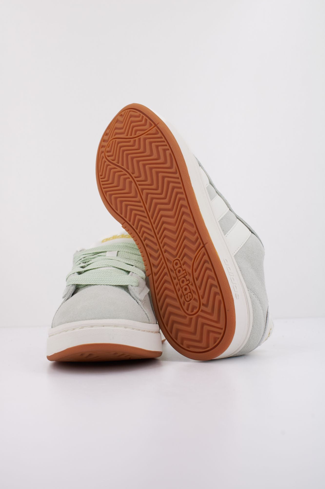 ADIDAS GRAND COURT ALPHA 0 en color VERDE (5)