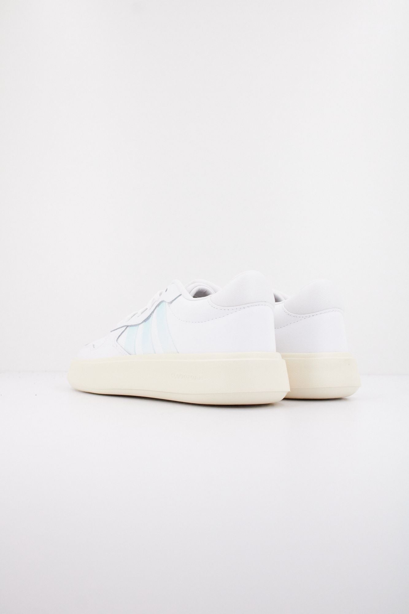 ADIDAS LITECOURT en color BLANCO (4)