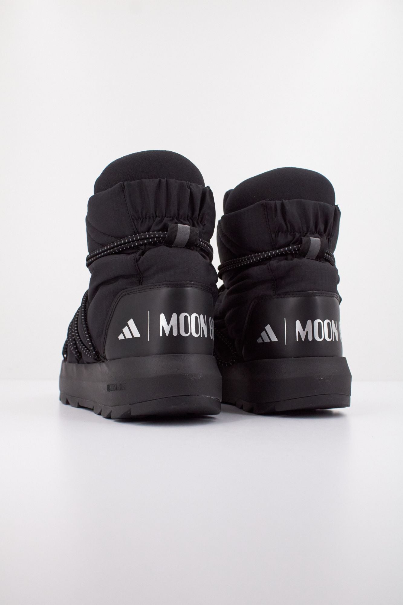 ADIDAS X MOONBOOT A en color NEGRO (4)