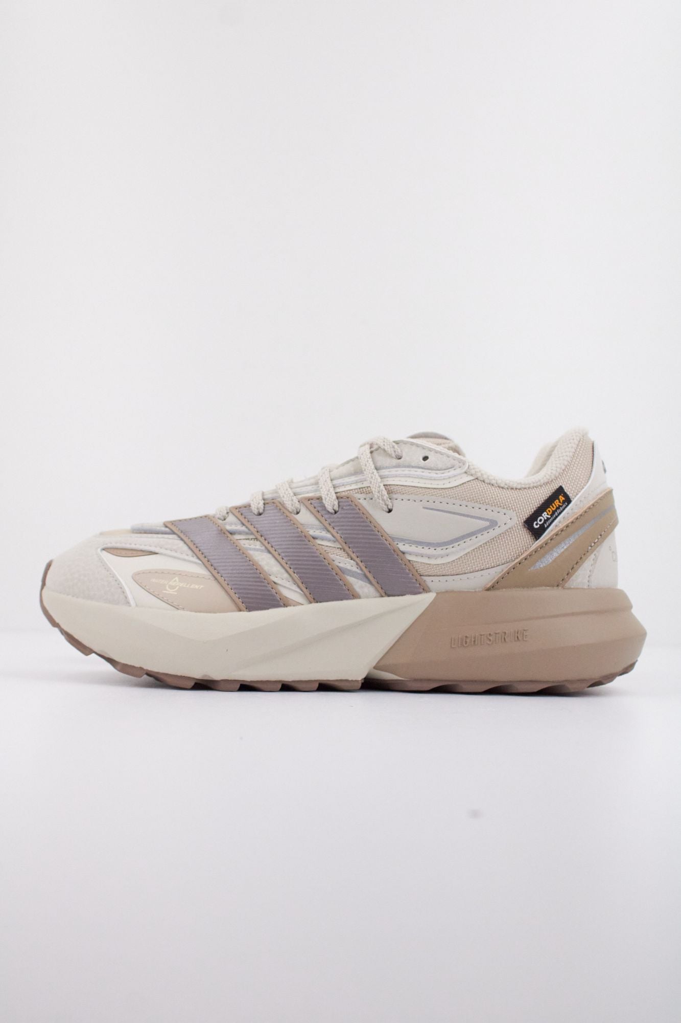 ADIDAS LIGHTBLAZE ATR en color MARRON (1)