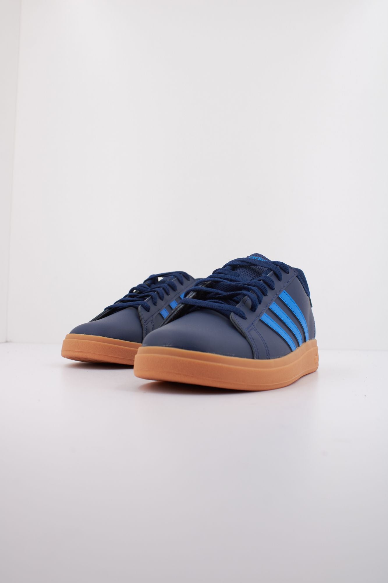 ADIDAS JS4344 en color AZUL (2)