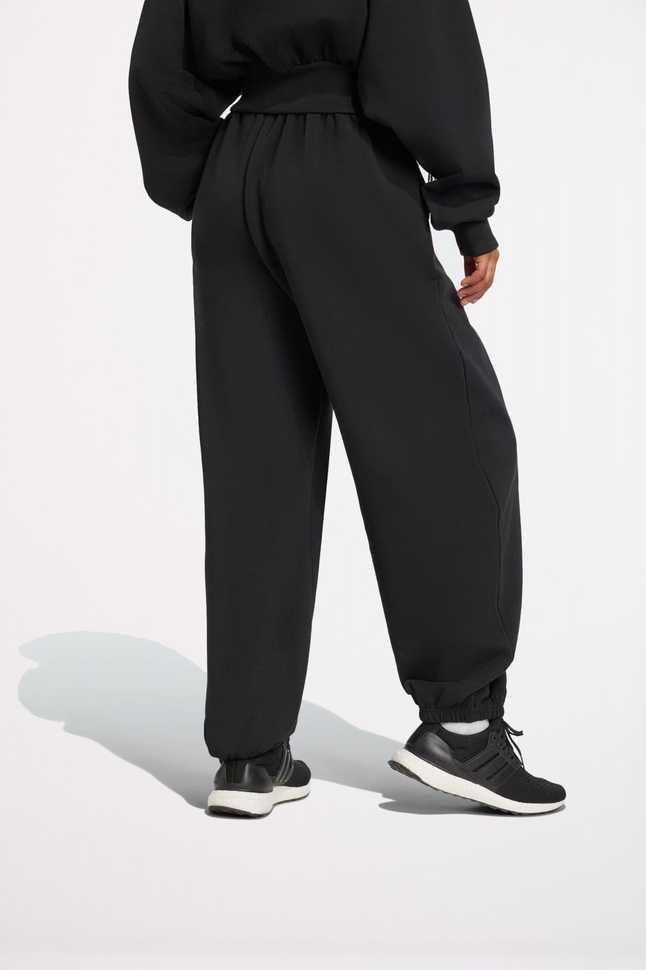 ADIDAS FLEECE SLIM PANTS en color NEGRO (3)