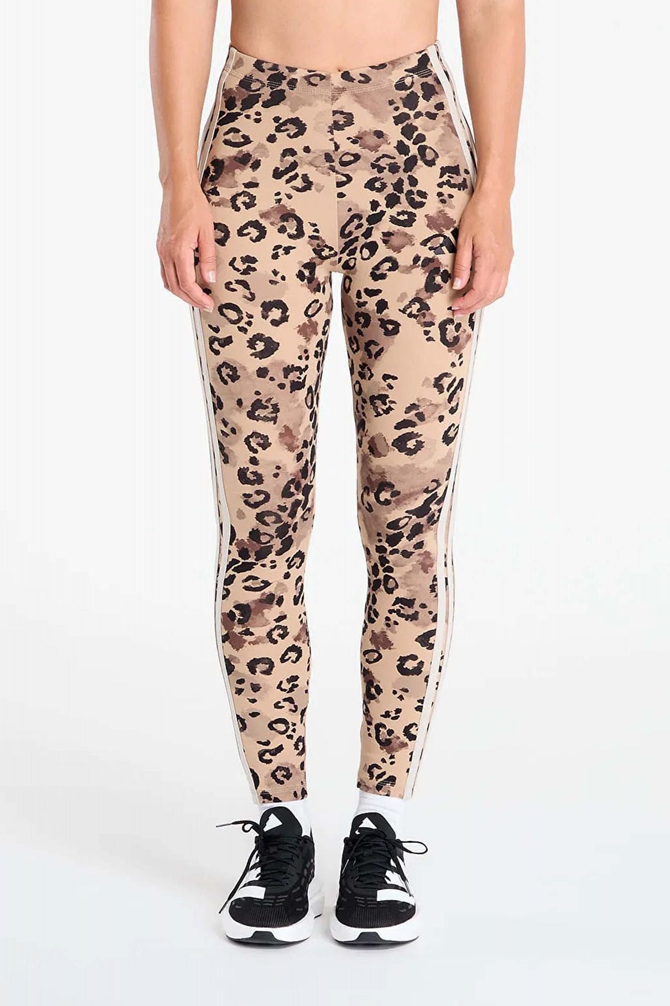 ADIDAS W AOP LEG en color ANIMAL PRINT (1)