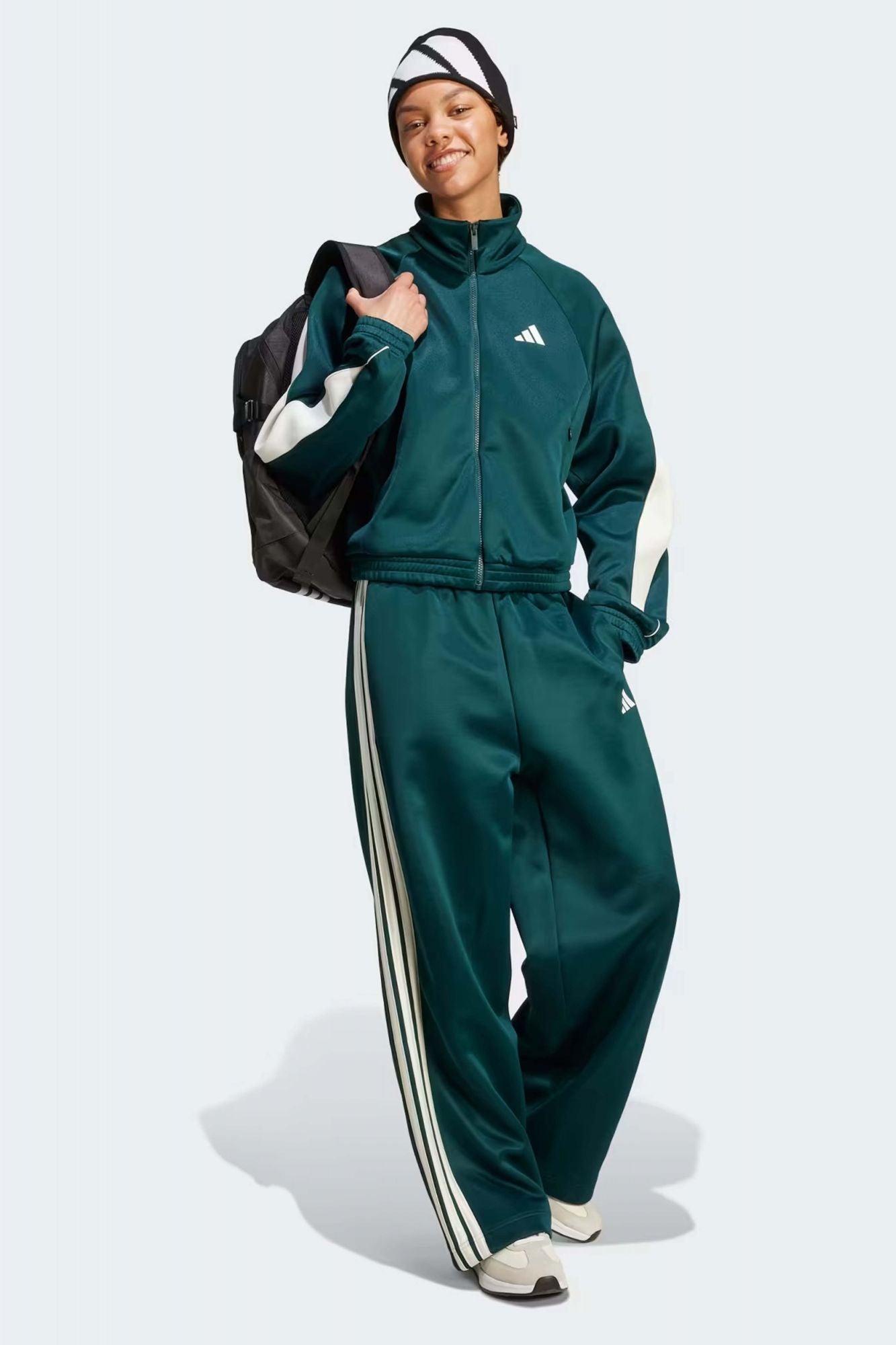 ADIDAS STADIUM 3-STRIPES TRACK PANTS en color VERDE (4)