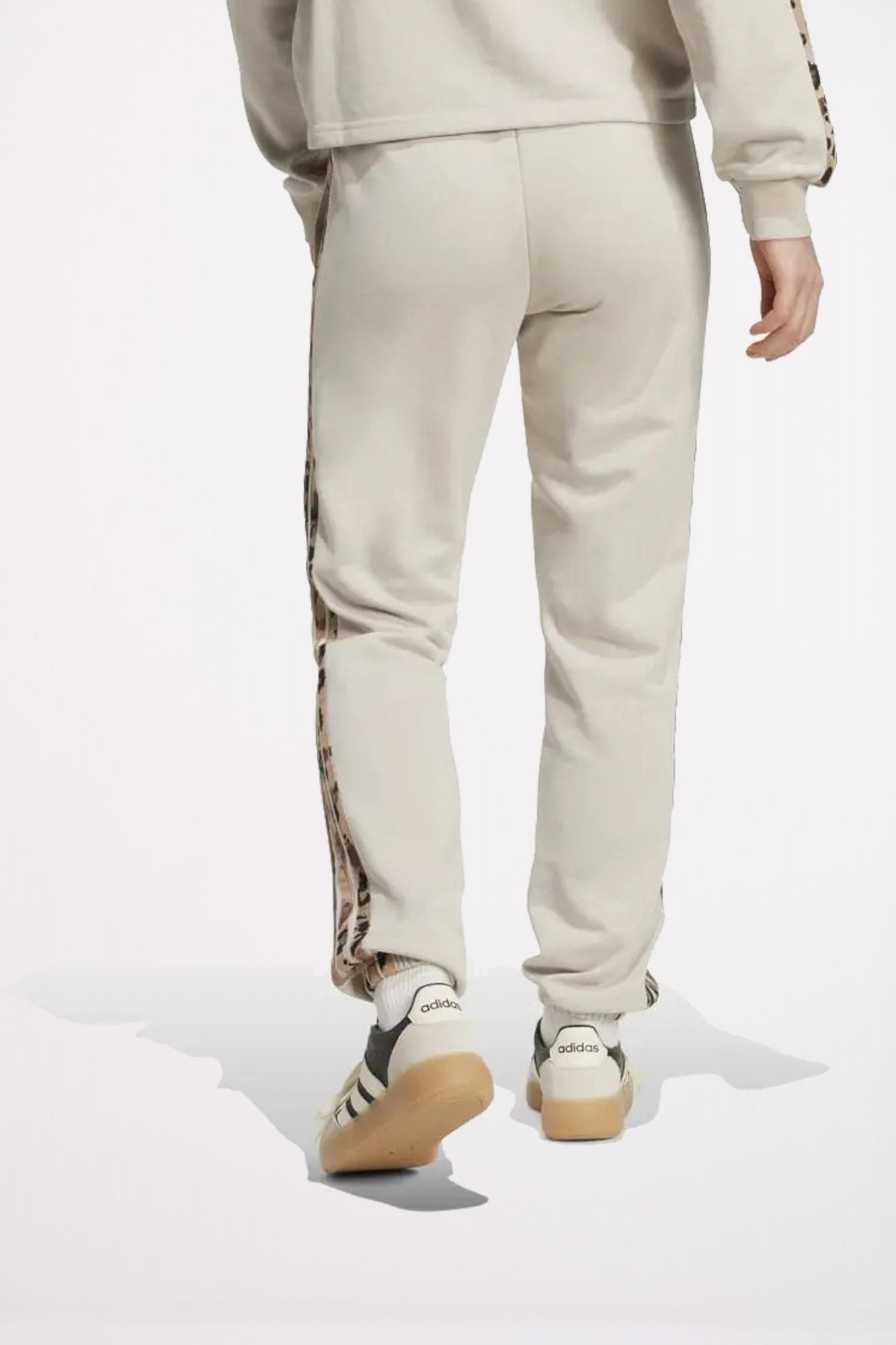 ADIDAS W ANML 3S PNT en color BEIS (3)