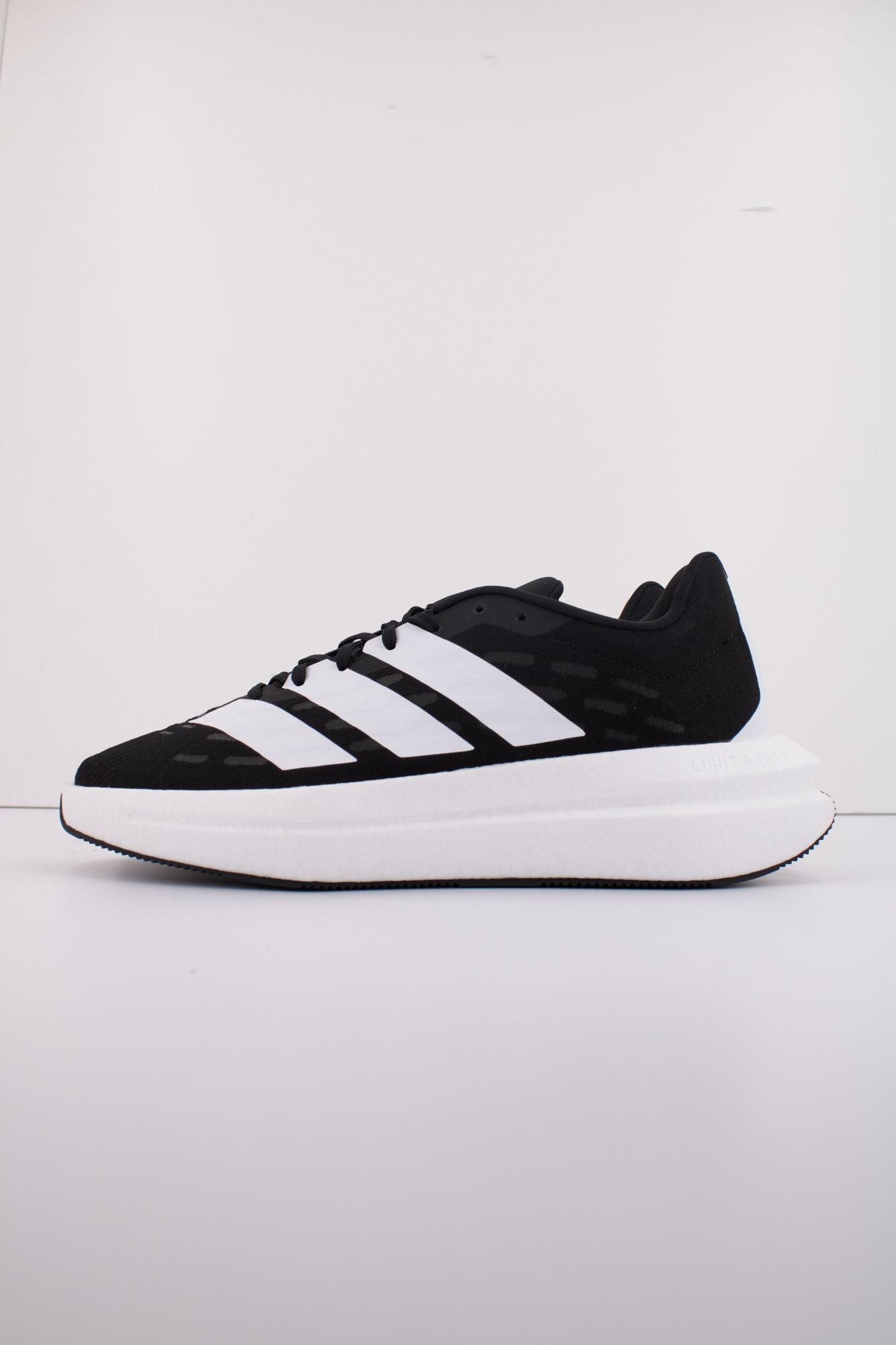 ADIDAS FLOWBOOST en color NEGRO (1)