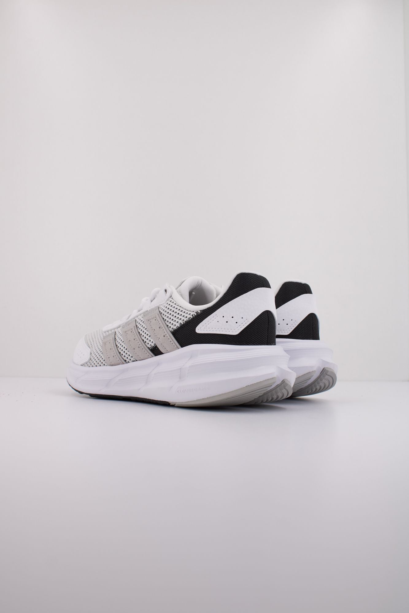 ADIDAS ASTRASTAR en color BLANCO (4)