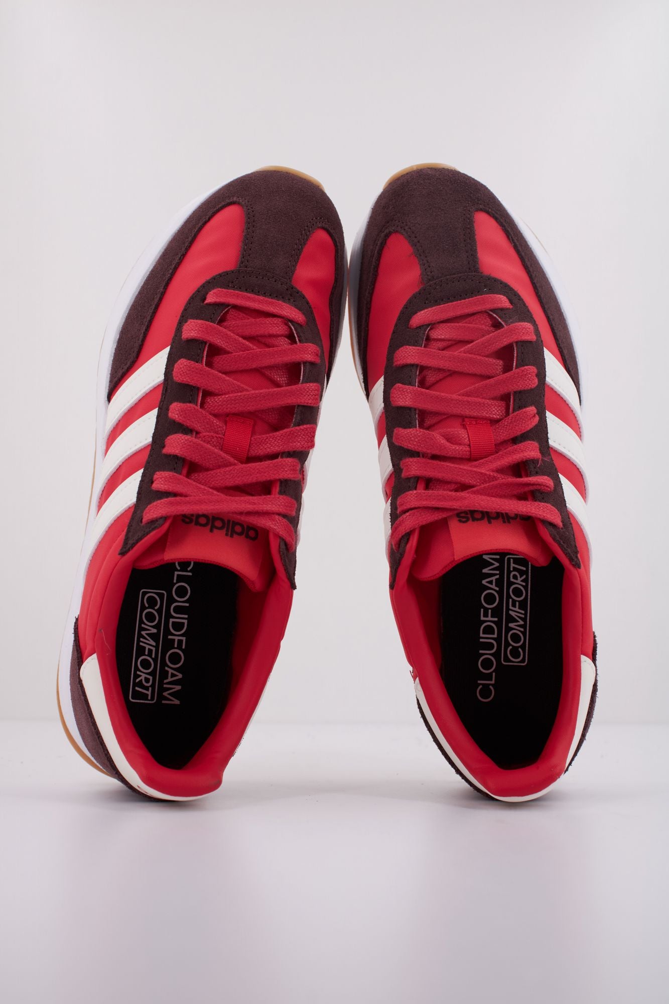 ADIDAS RUN 70s 2.0 en color ROJO (3)
