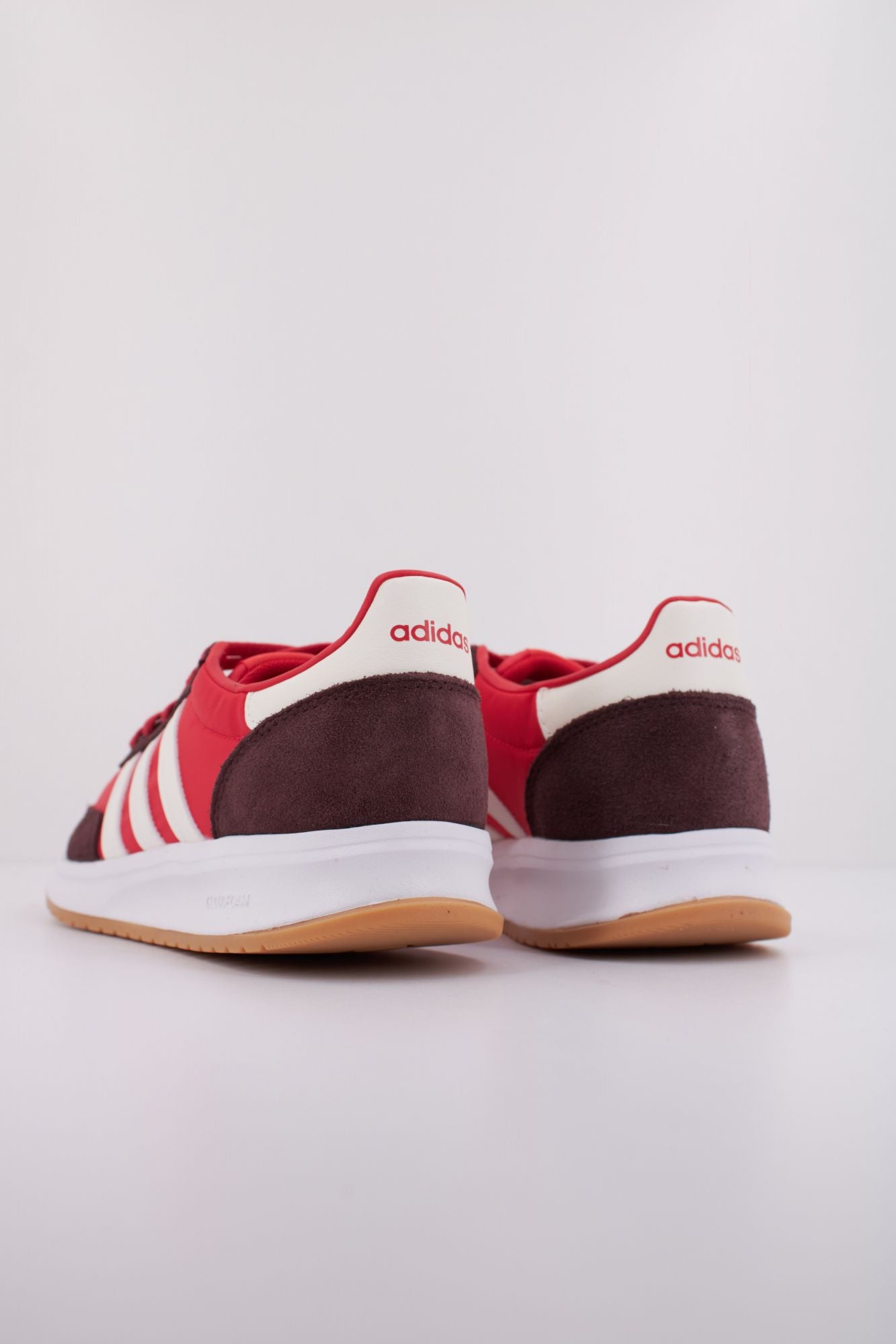 ADIDAS RUN 70s 2.0 en color ROJO (4)