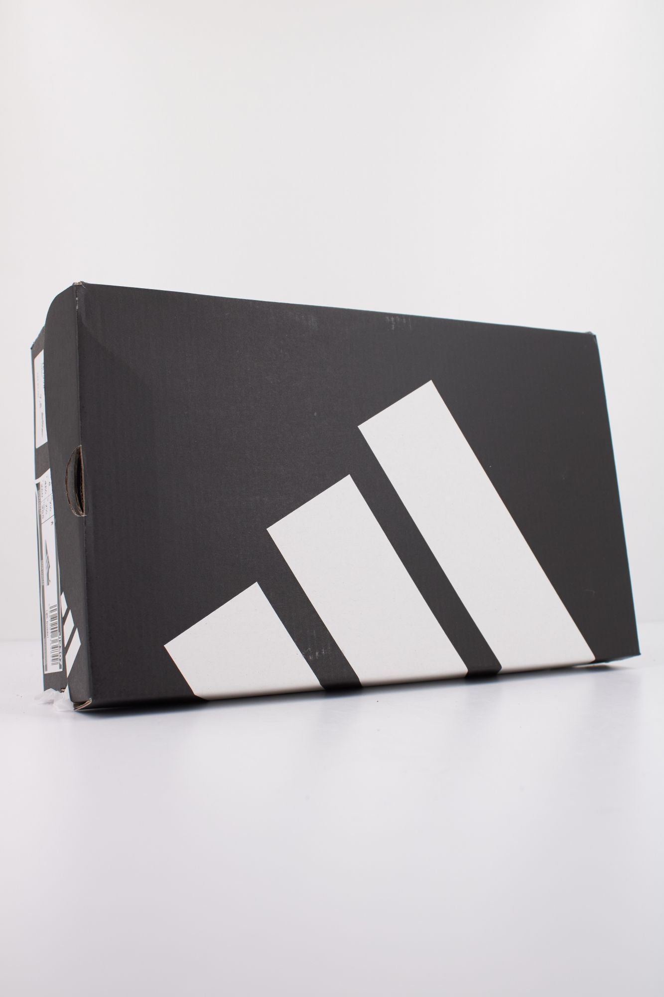 ADIDAS BARREDA en color NEGRO (6)
