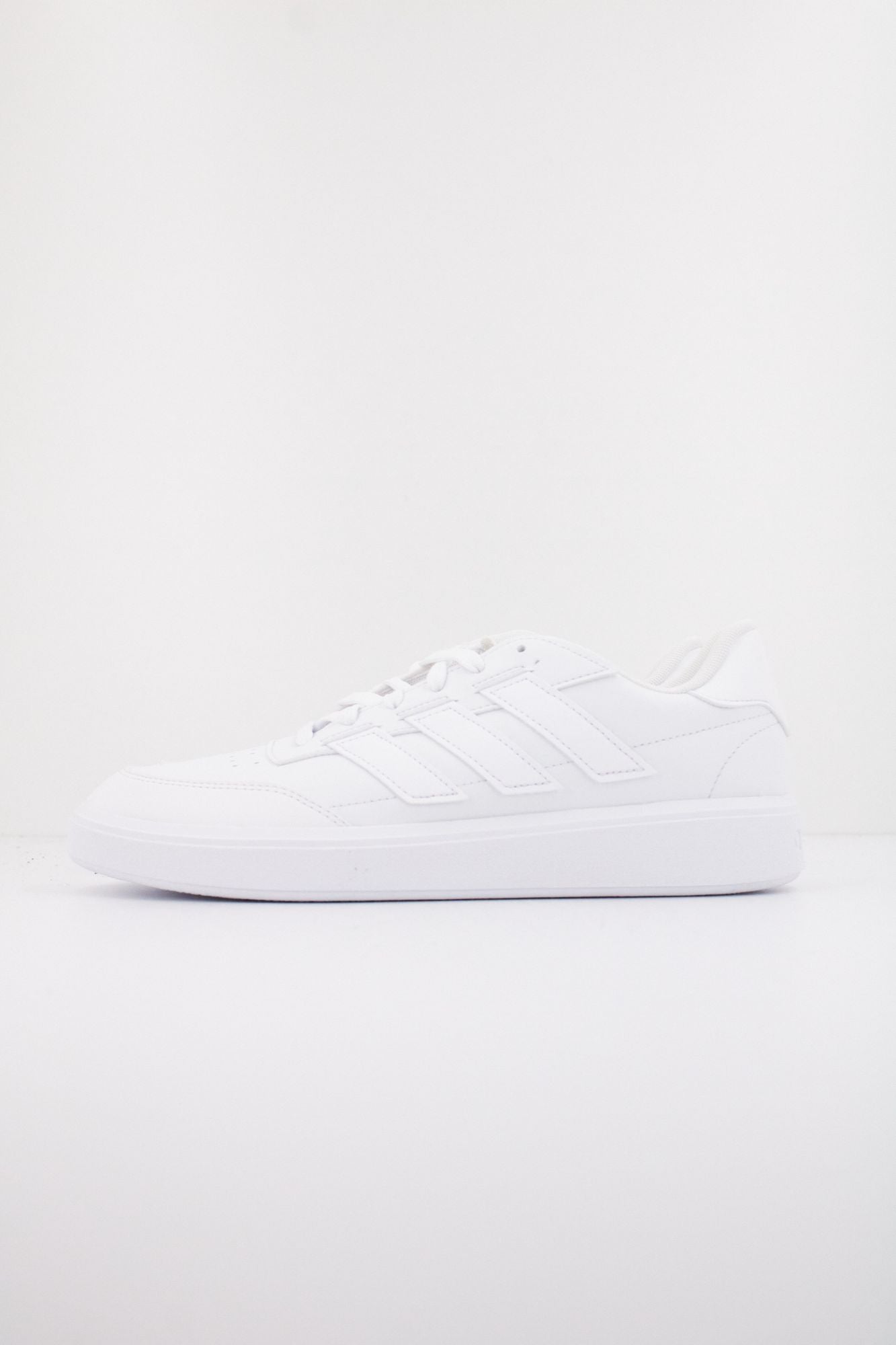 ADIDAS COURTBLOCK en color BLANCO (1)