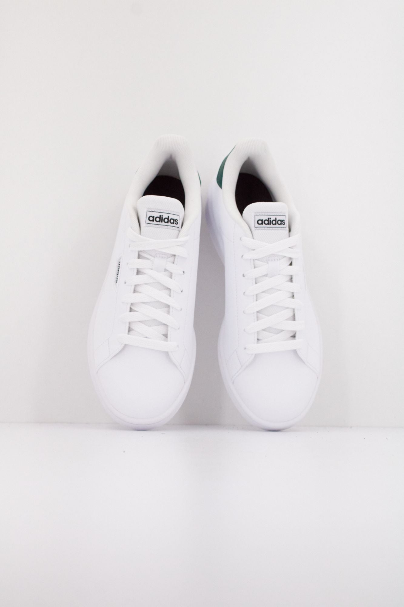 ADIDAS URBAN COURT en color BLANCO (3)