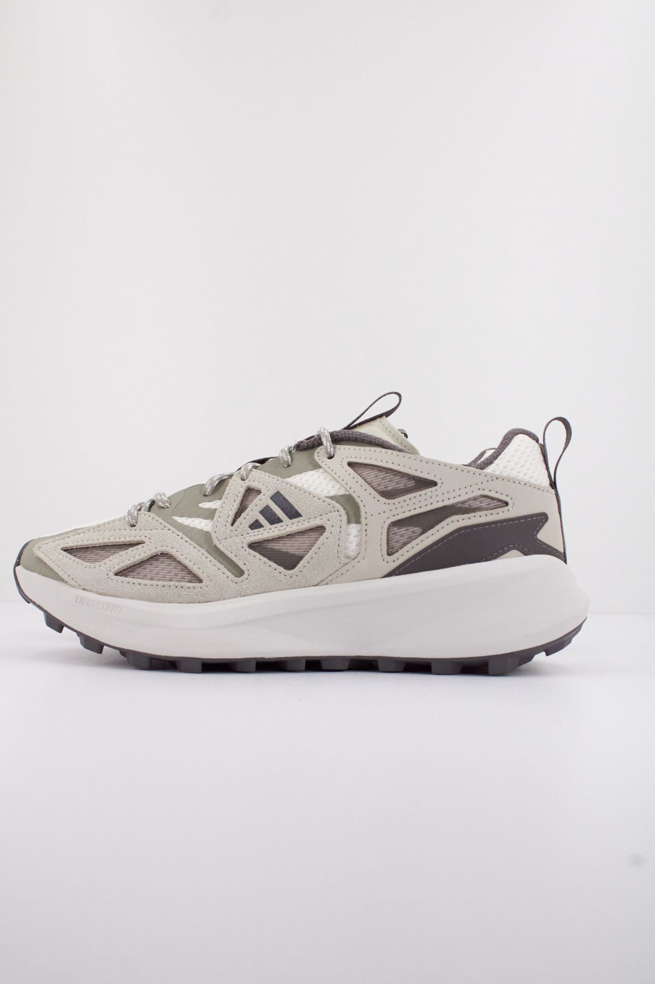 ADIDAS KANTAI TRAIL en color VERDE (1)