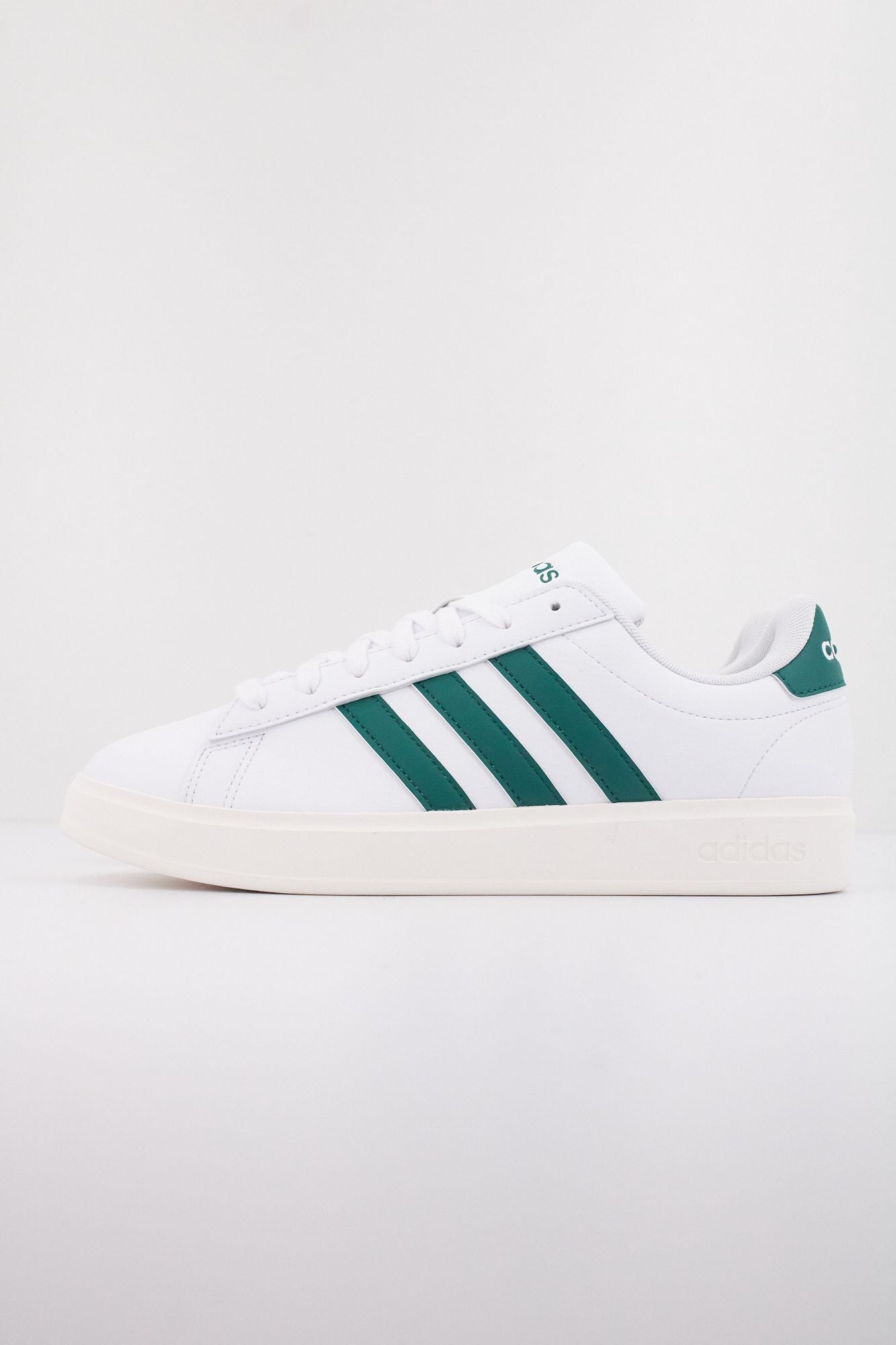 ADIDAS GRAND COURT 2.0 en color BLANCO (1)