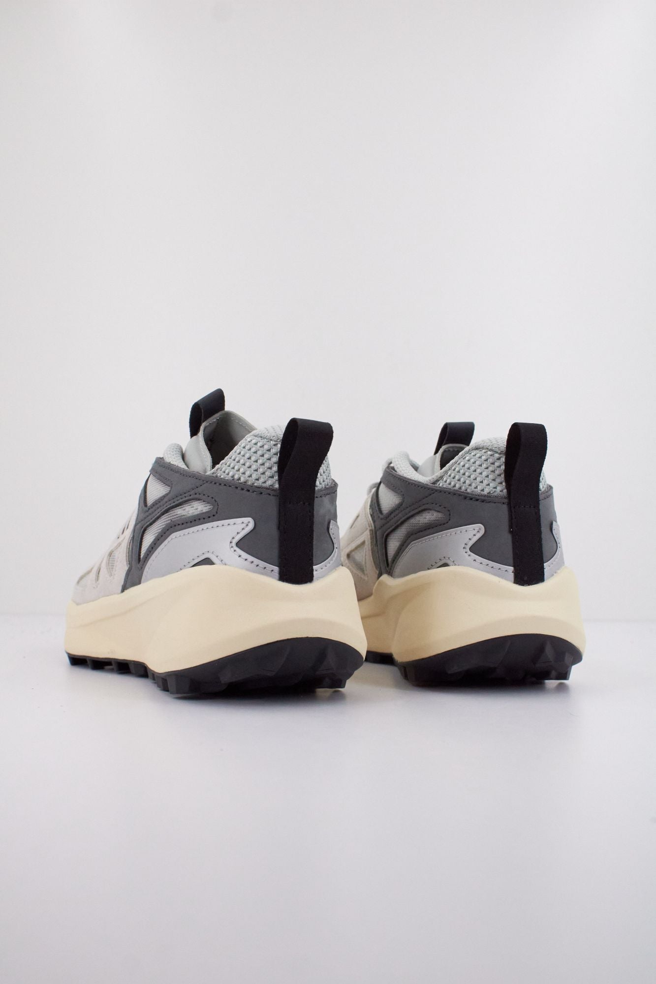 ADIDAS KANTAI TRAIL en color GRIS (4)