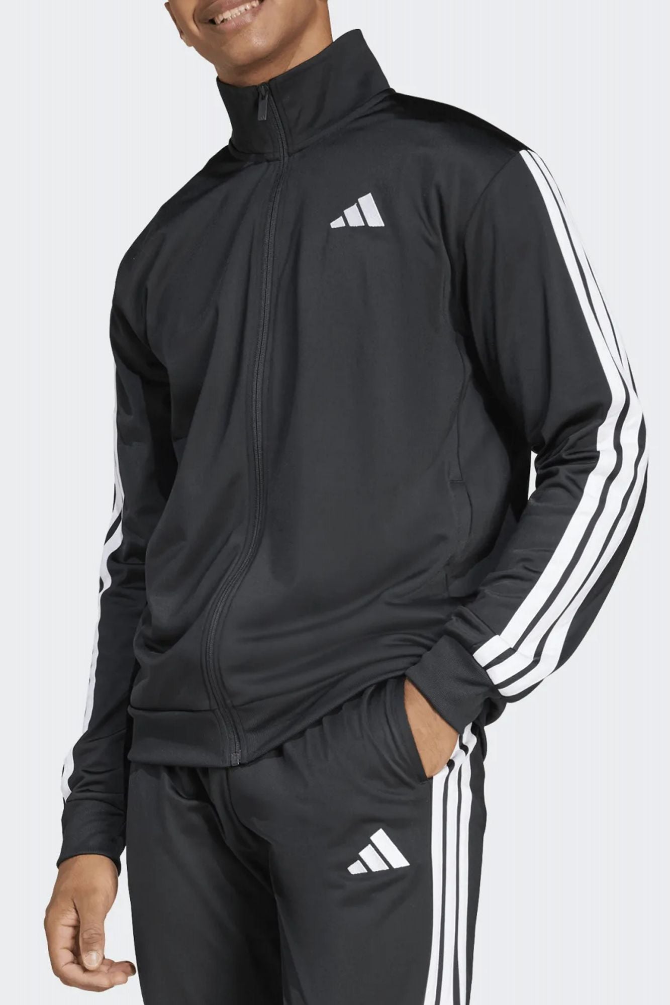 ADIDAS M 3S TR TT en color NEGRO (1)