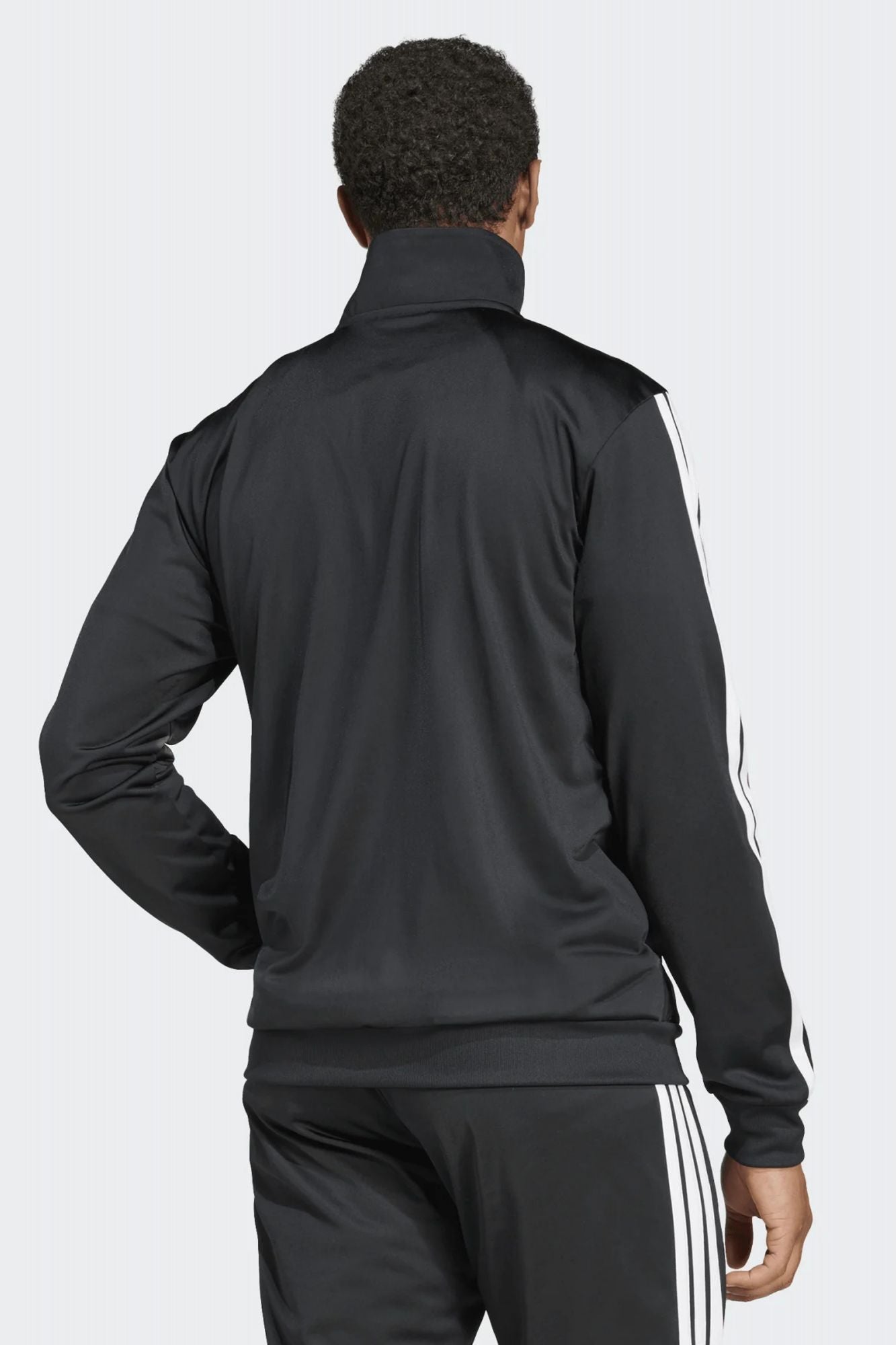 ADIDAS M 3S TR TT en color NEGRO (3)