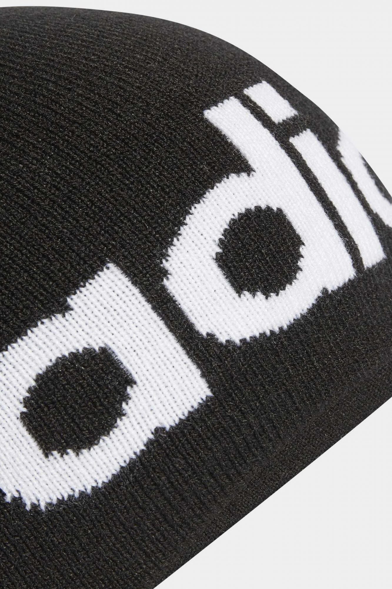 ADIDAS DAILY BEANIE en color NEGRO (2)