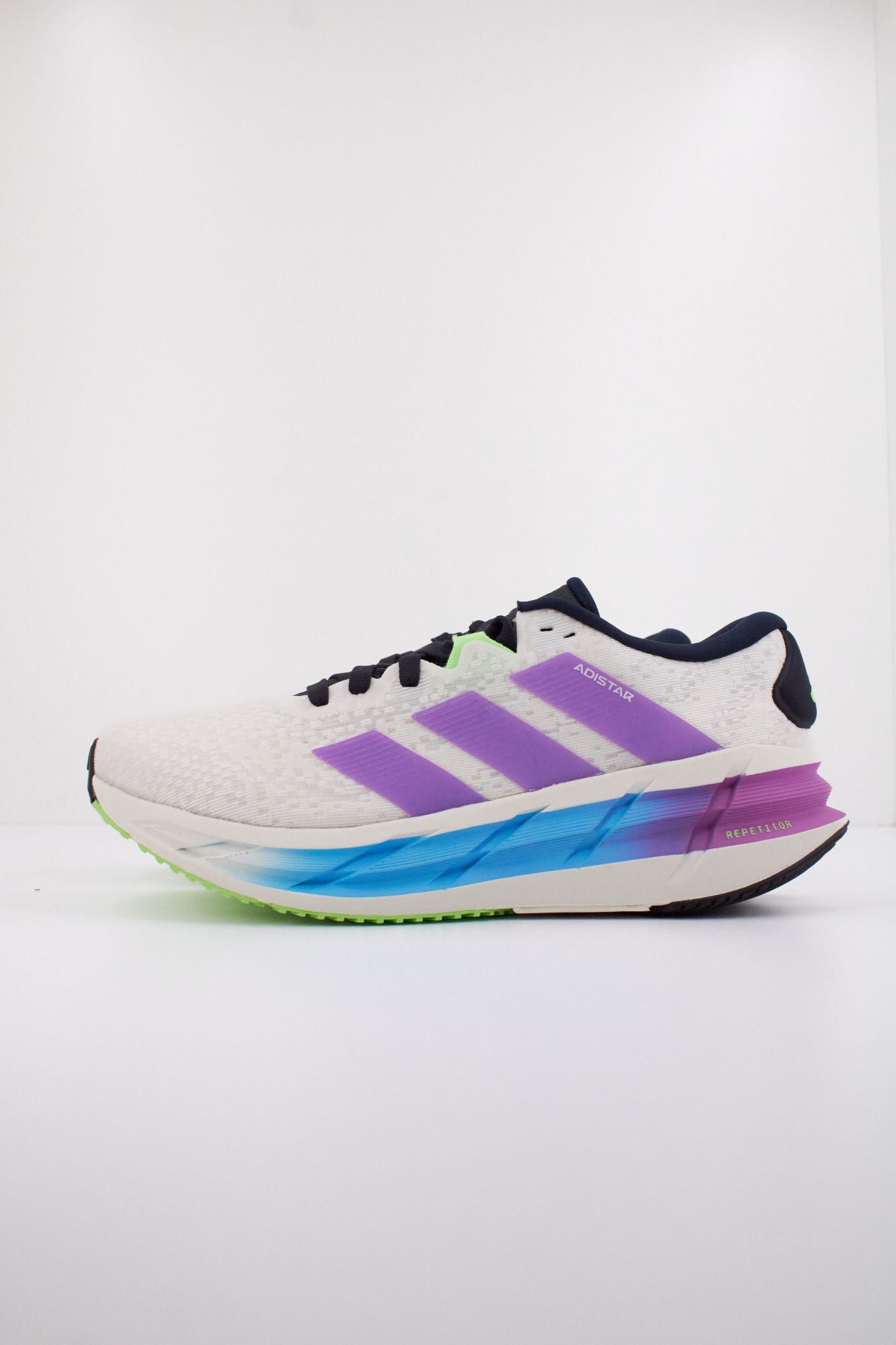 ADIDAS ADISTAR 4 M en color BLANCO (1)
