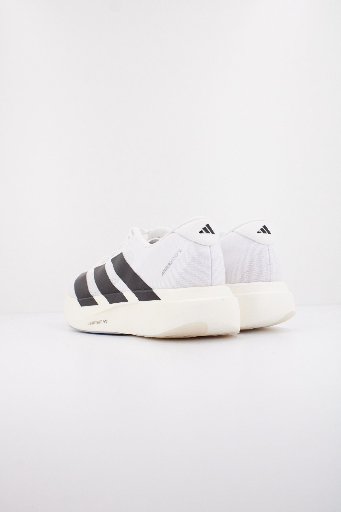 ADIDAS ADIZERO EVO SL M en color BLANCO (4)