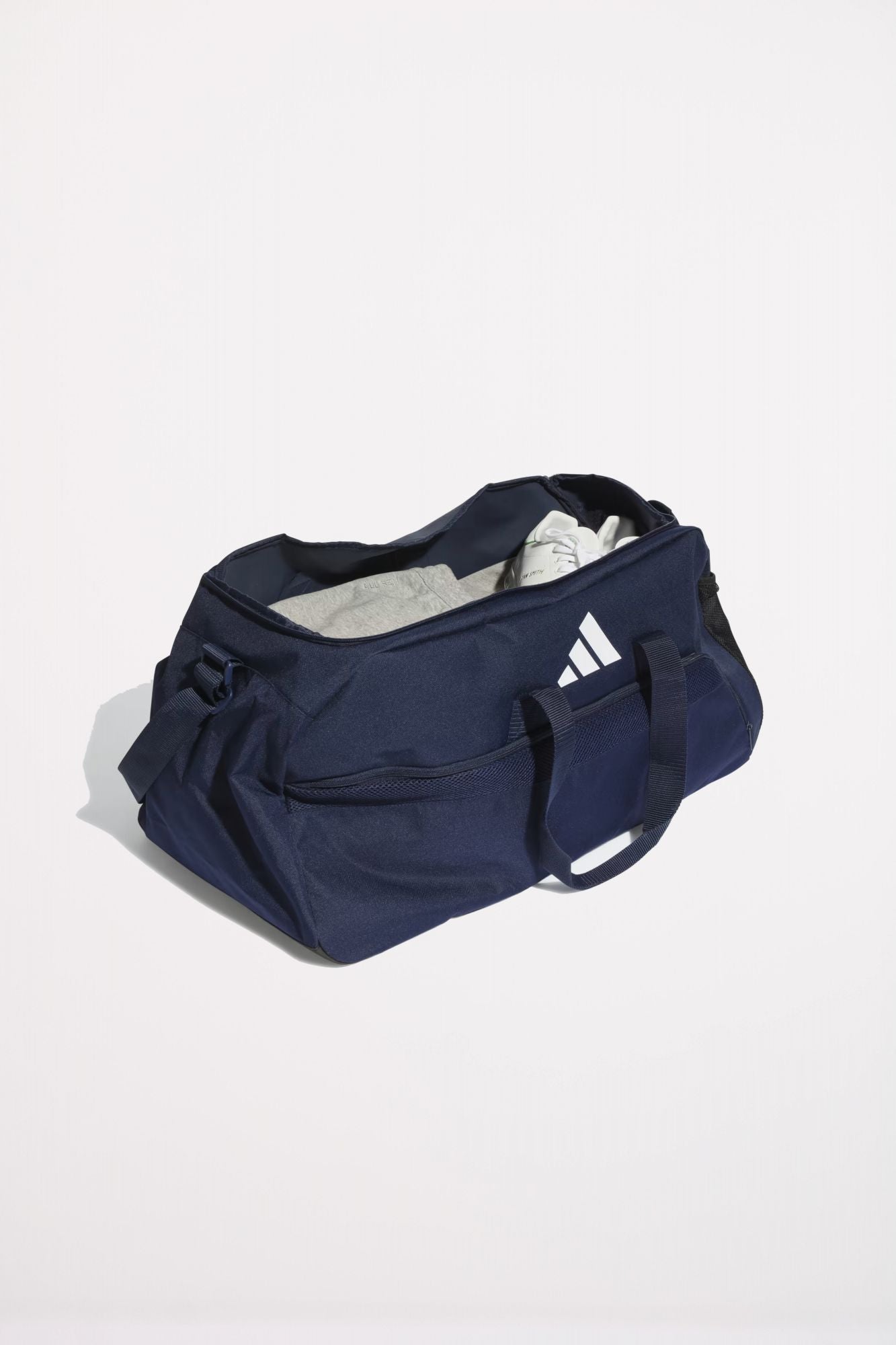 ADIDAS TIRO L DUFFLE L en color AZUL (4)