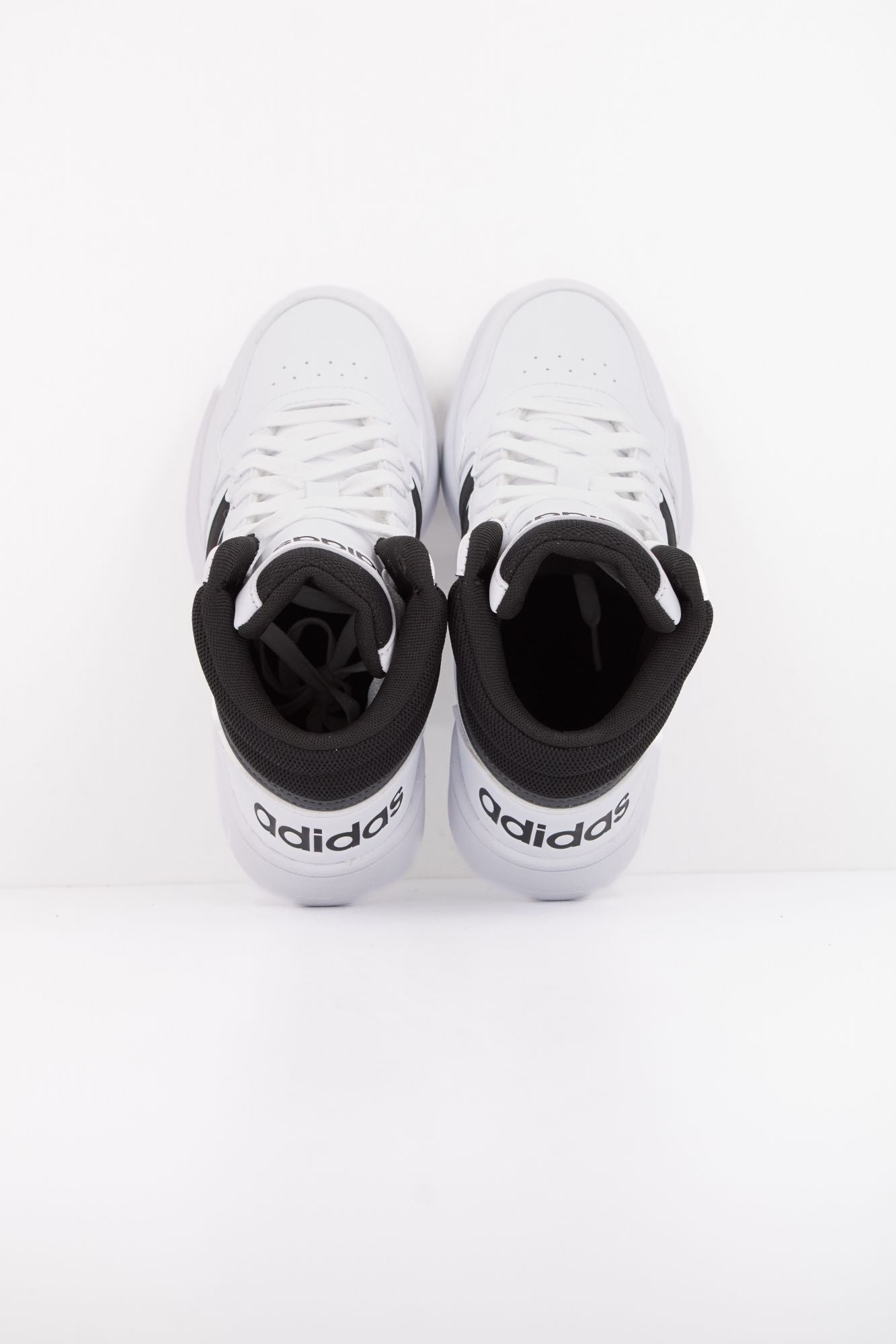 ADIDAS HOOPS 3.0 MID en color BLANCO (4)