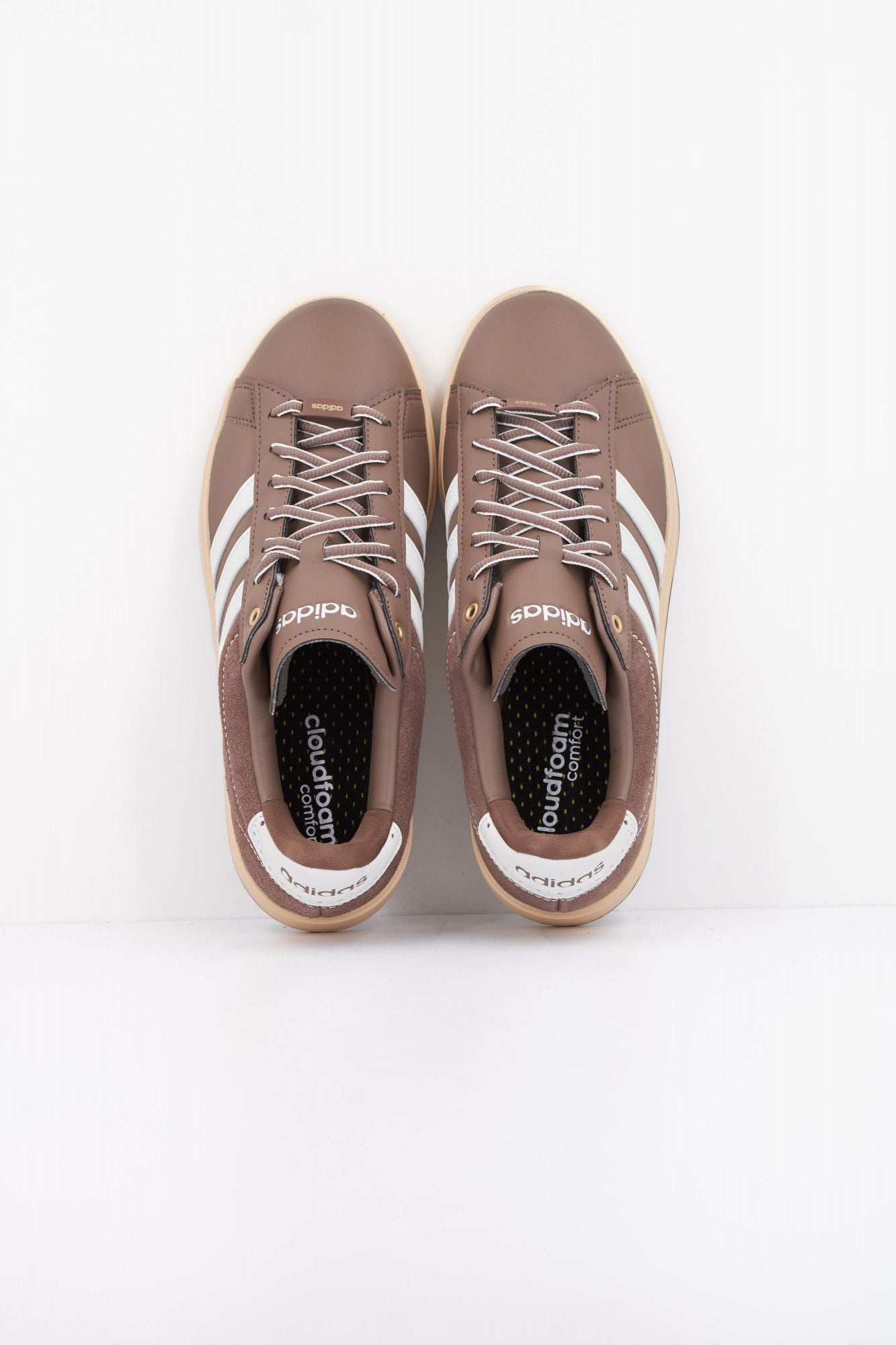 ADIDAS GRAND COURT 2.0 en color MARRON (5)