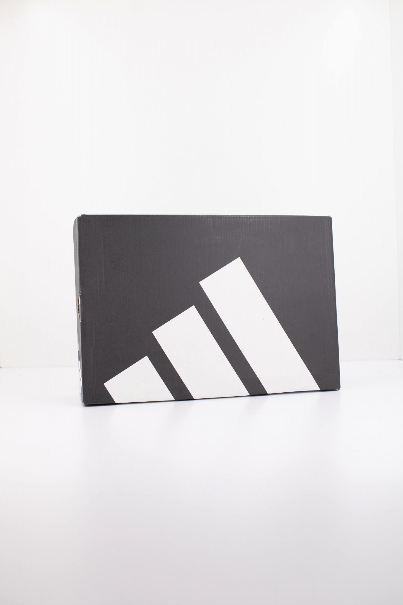 ADIDAS GRAND COURT 2.0 en color MARRON (6)