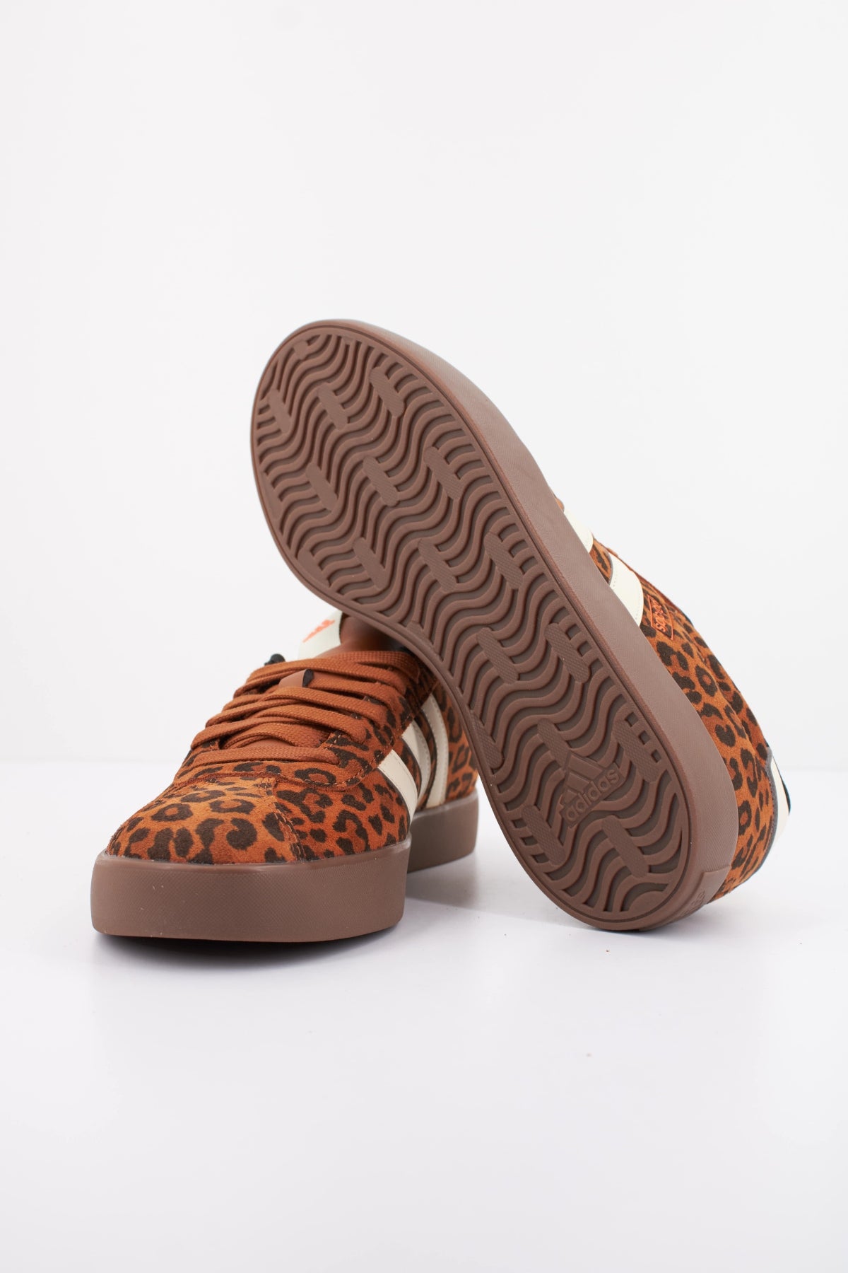 ADIDAS VL COURT 3.0 en color ANIMAL PRINT (5)