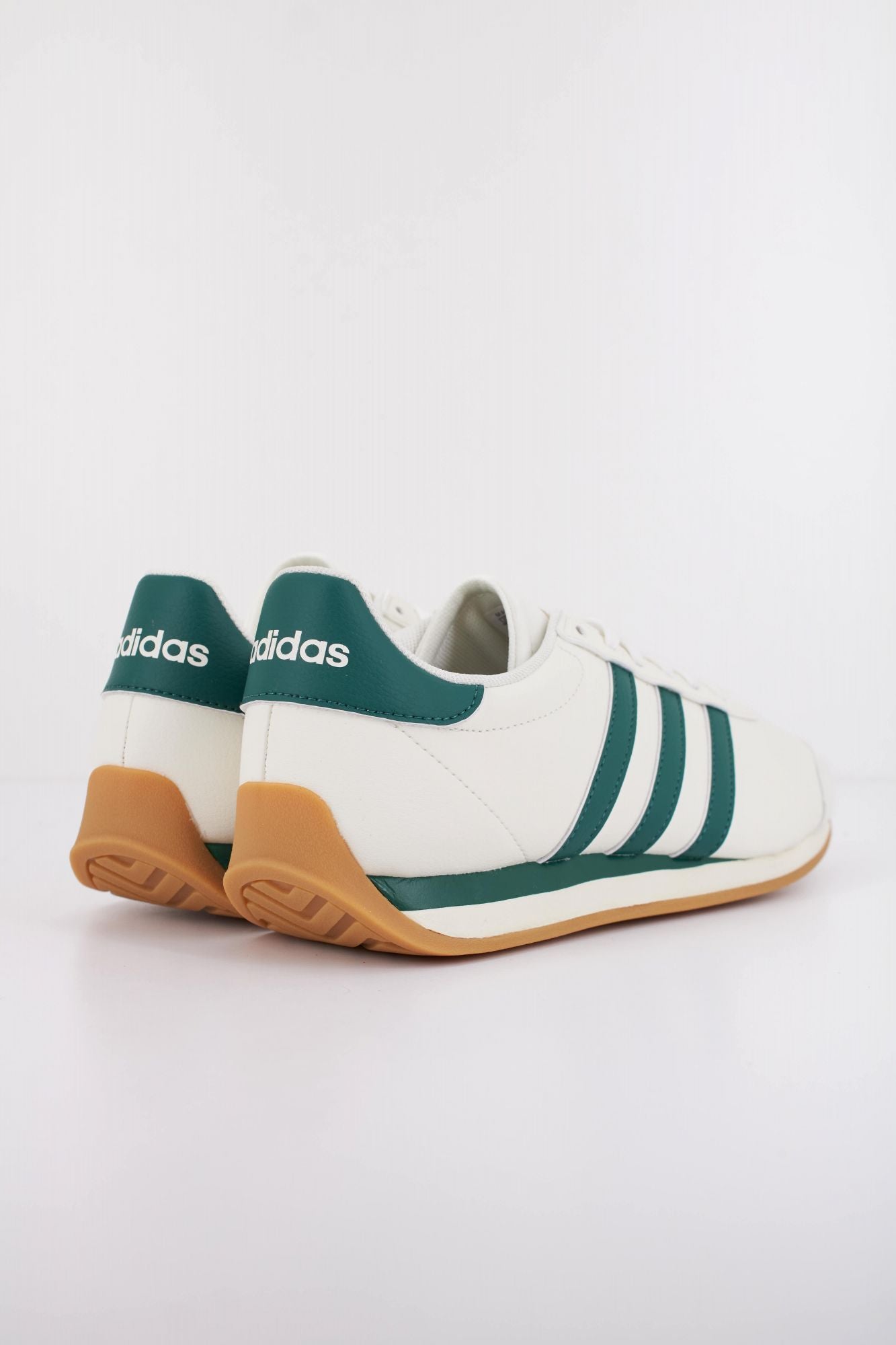 ADIDAS RUNVISTA en color BLANCO (3)