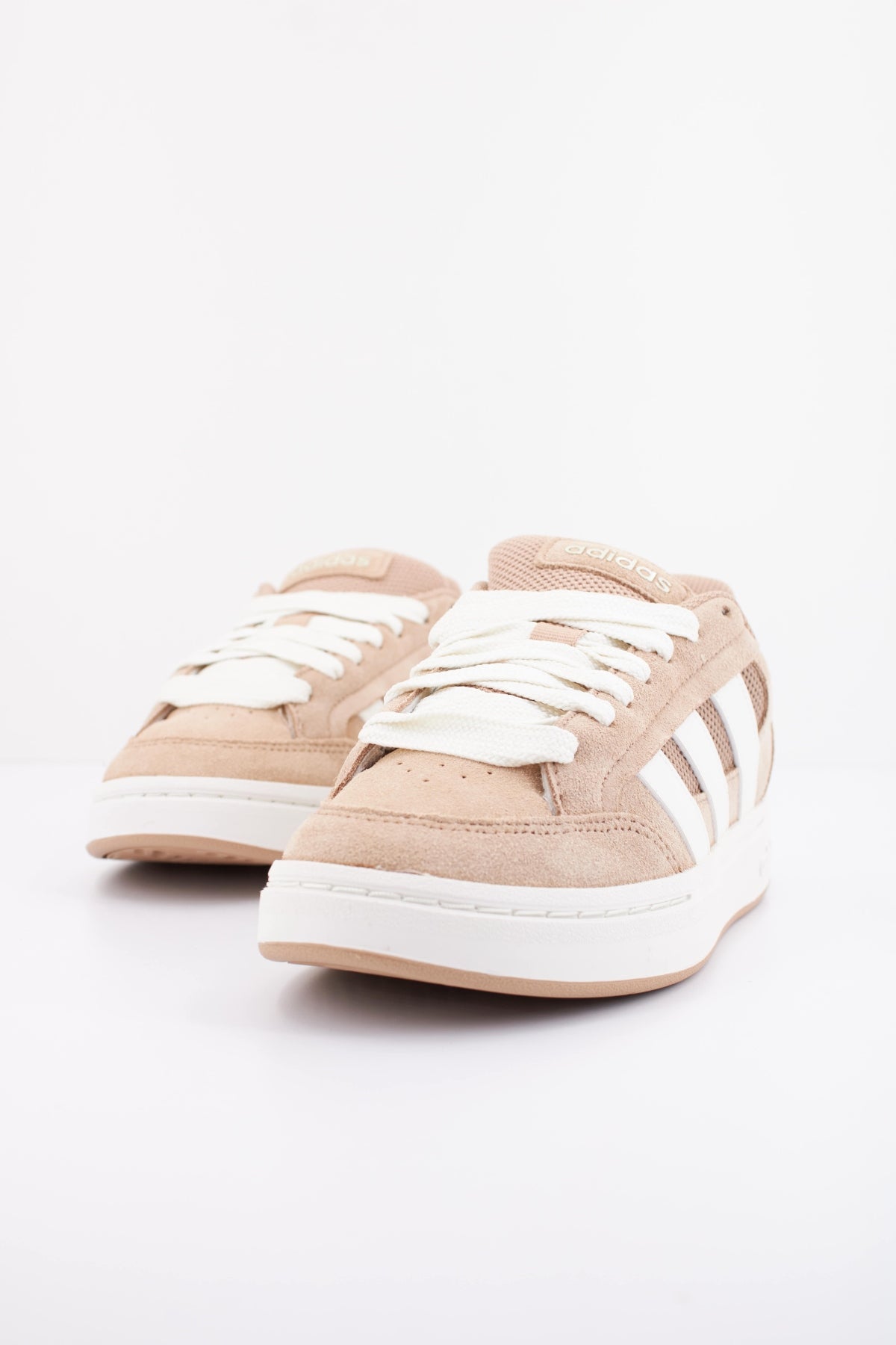 ADIDAS GC ALPHA SK8 en color MARRON (2)