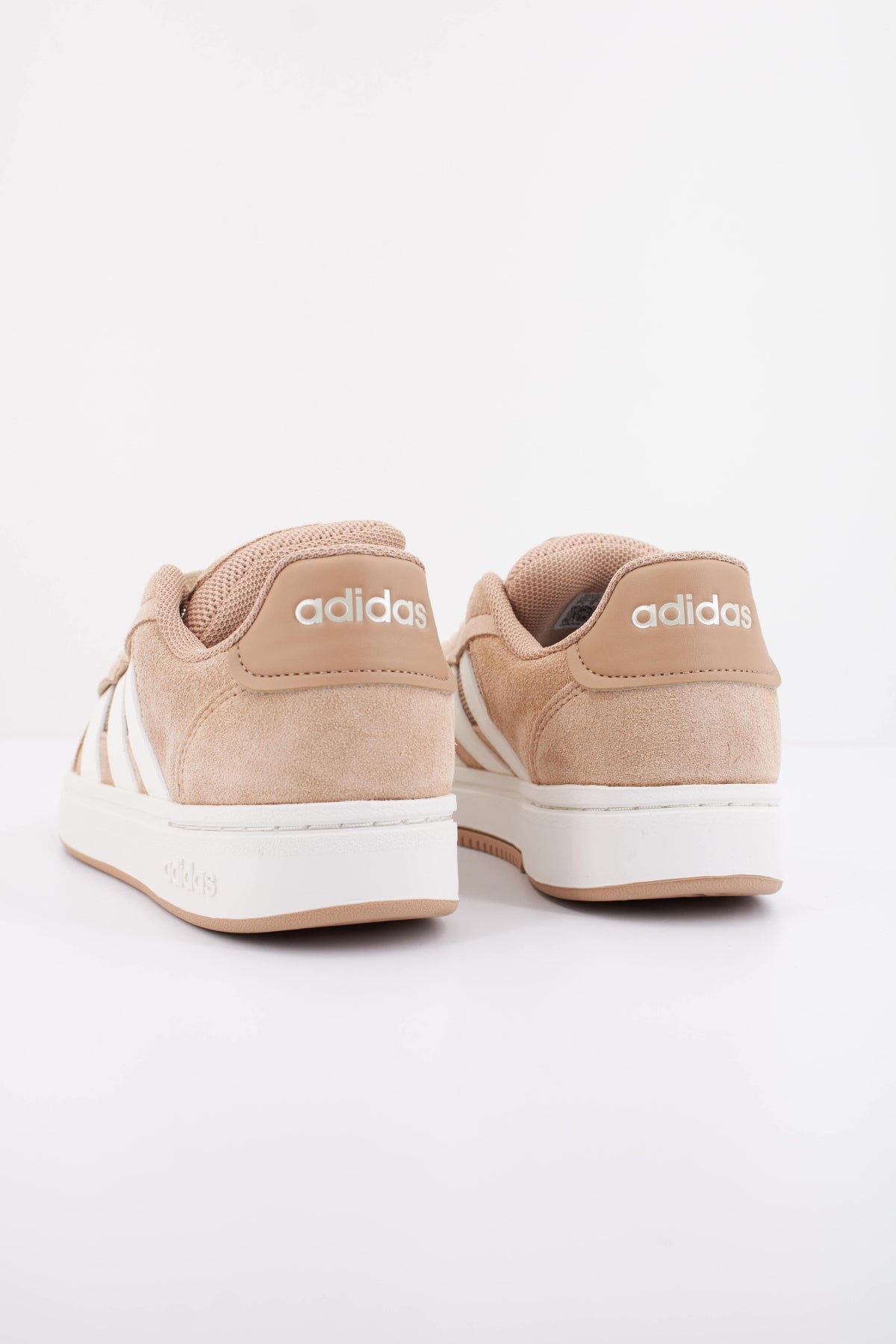 ADIDAS GC ALPHA SK8 en color MARRON (4)