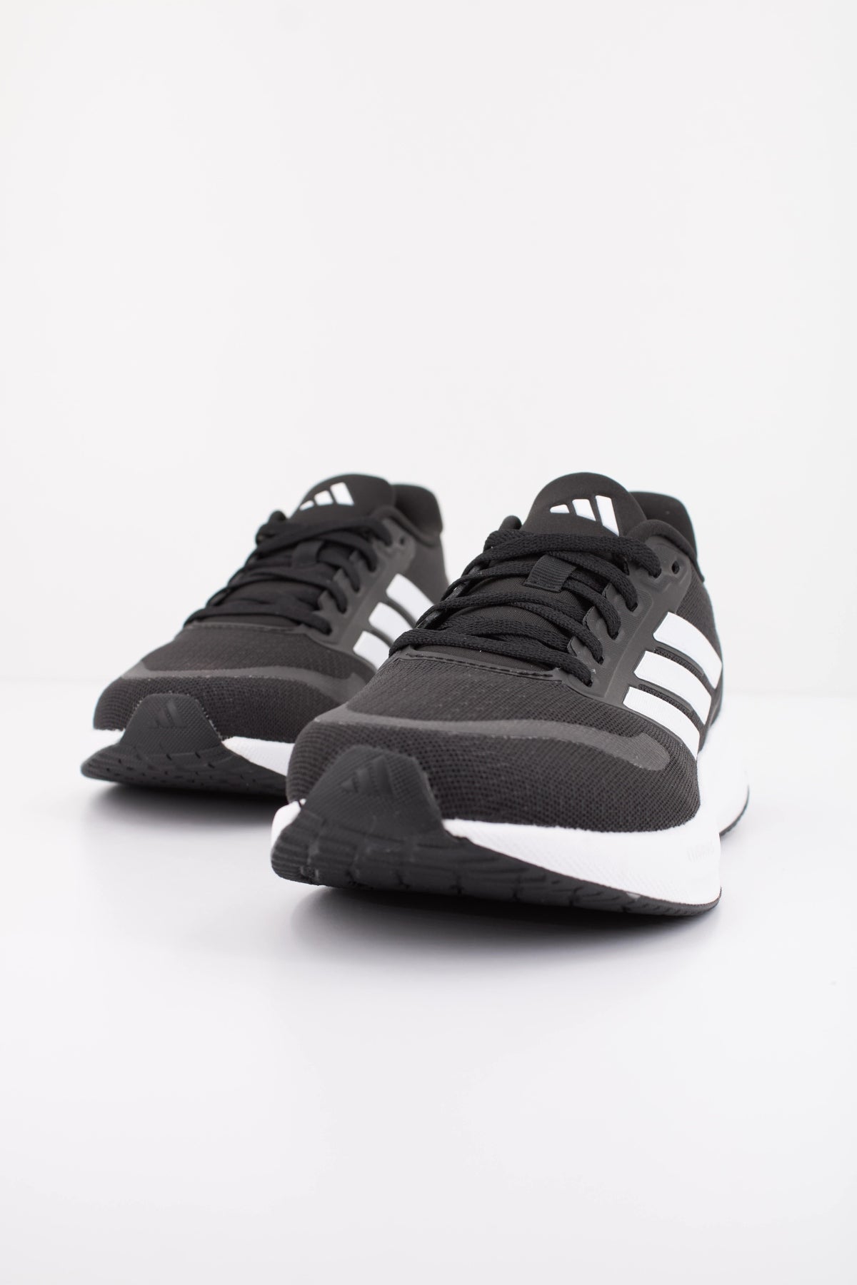 ADIDAS RUNFALCON 5 WIDE W en color NEGRO (2)