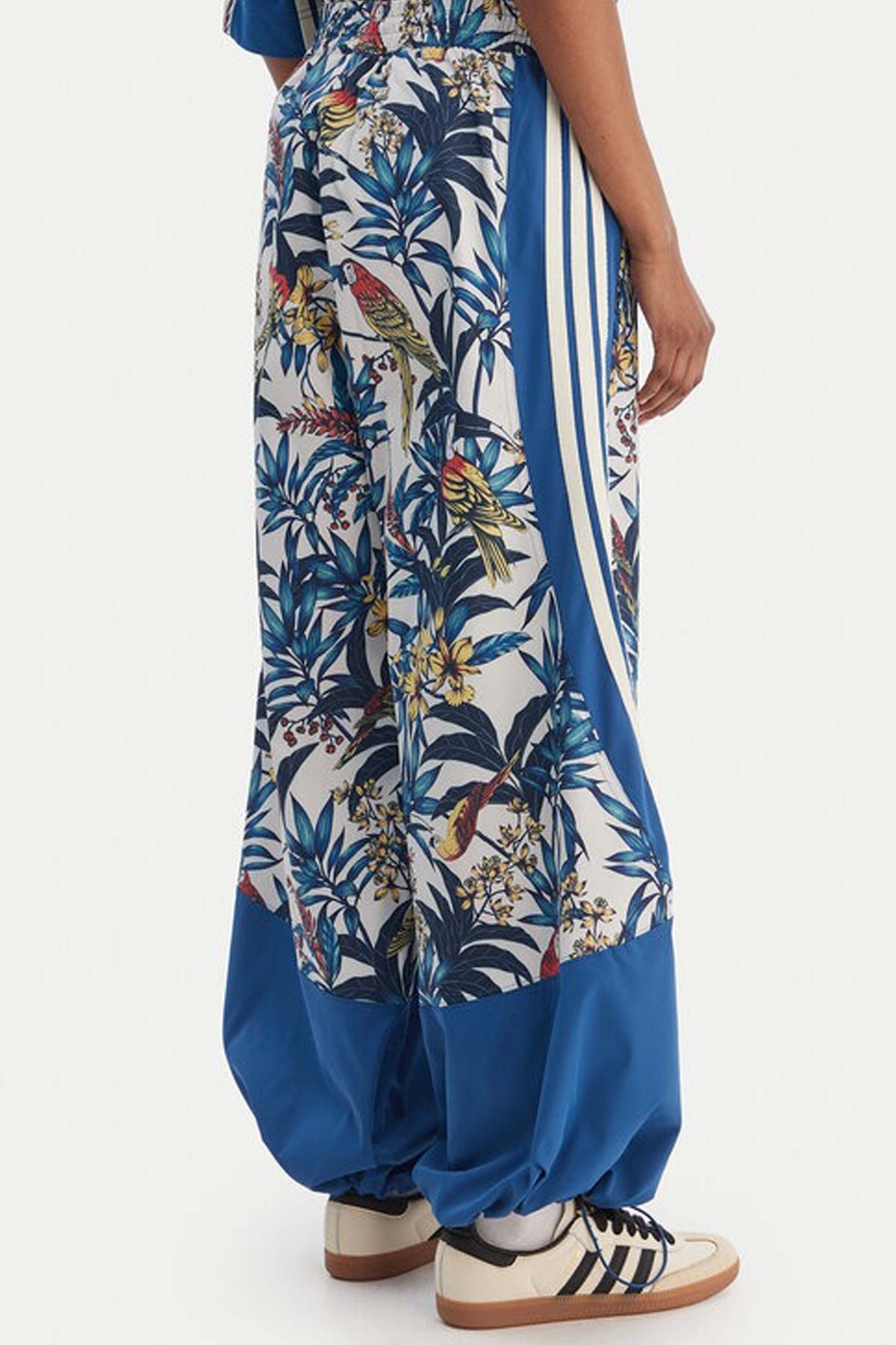 ADIDAS FARM PRM PANTS en color AZUL (2)