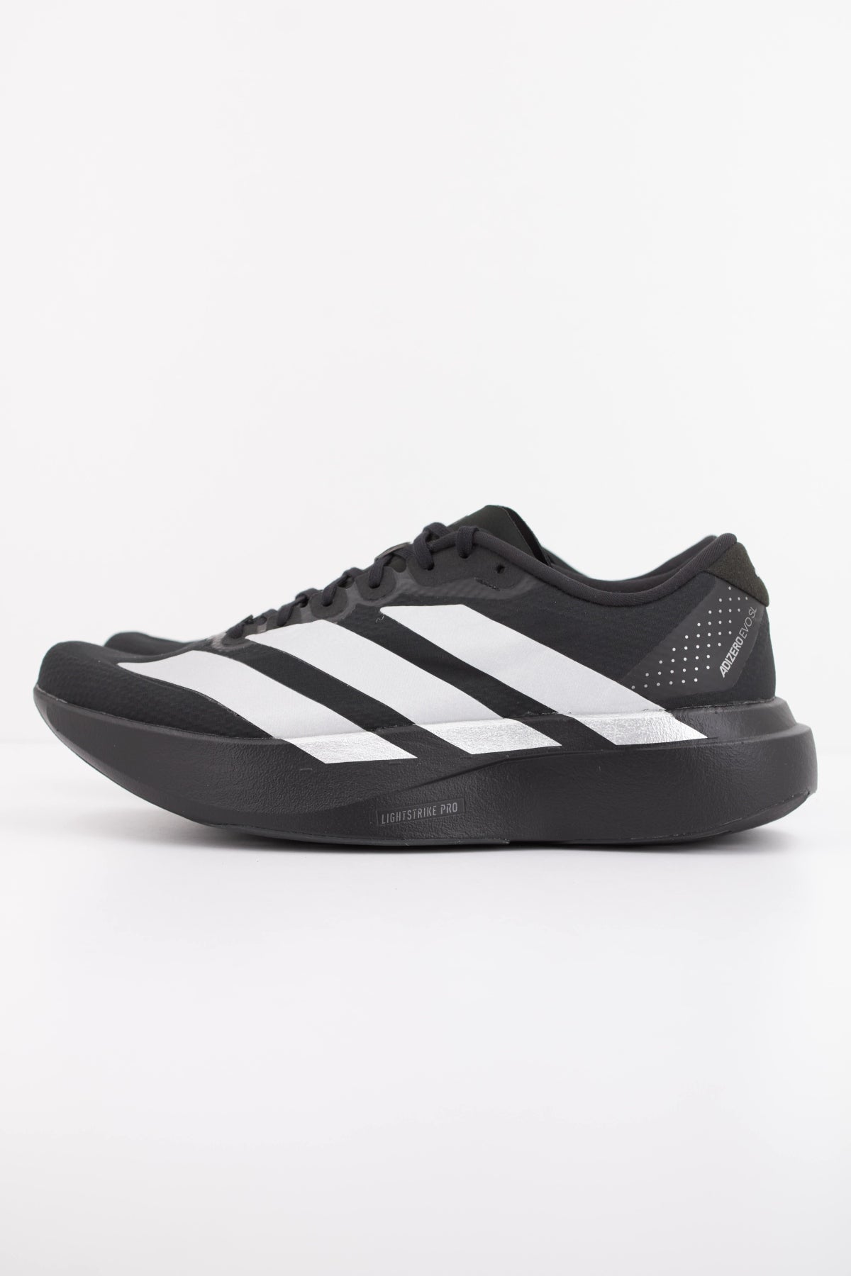 ADIDAS ADIZERO EVO SL WOVE en color NEGRO (1)