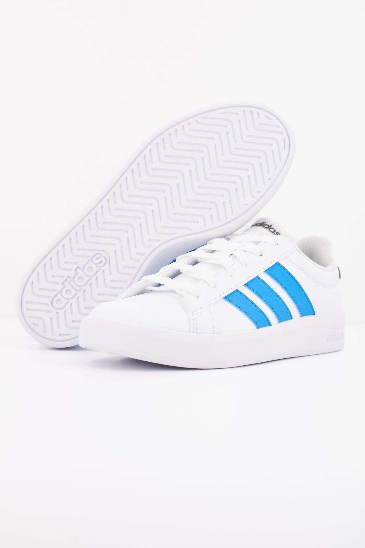 ADIDAS GRAND COURT 3.0 J en color BLANCO (5)