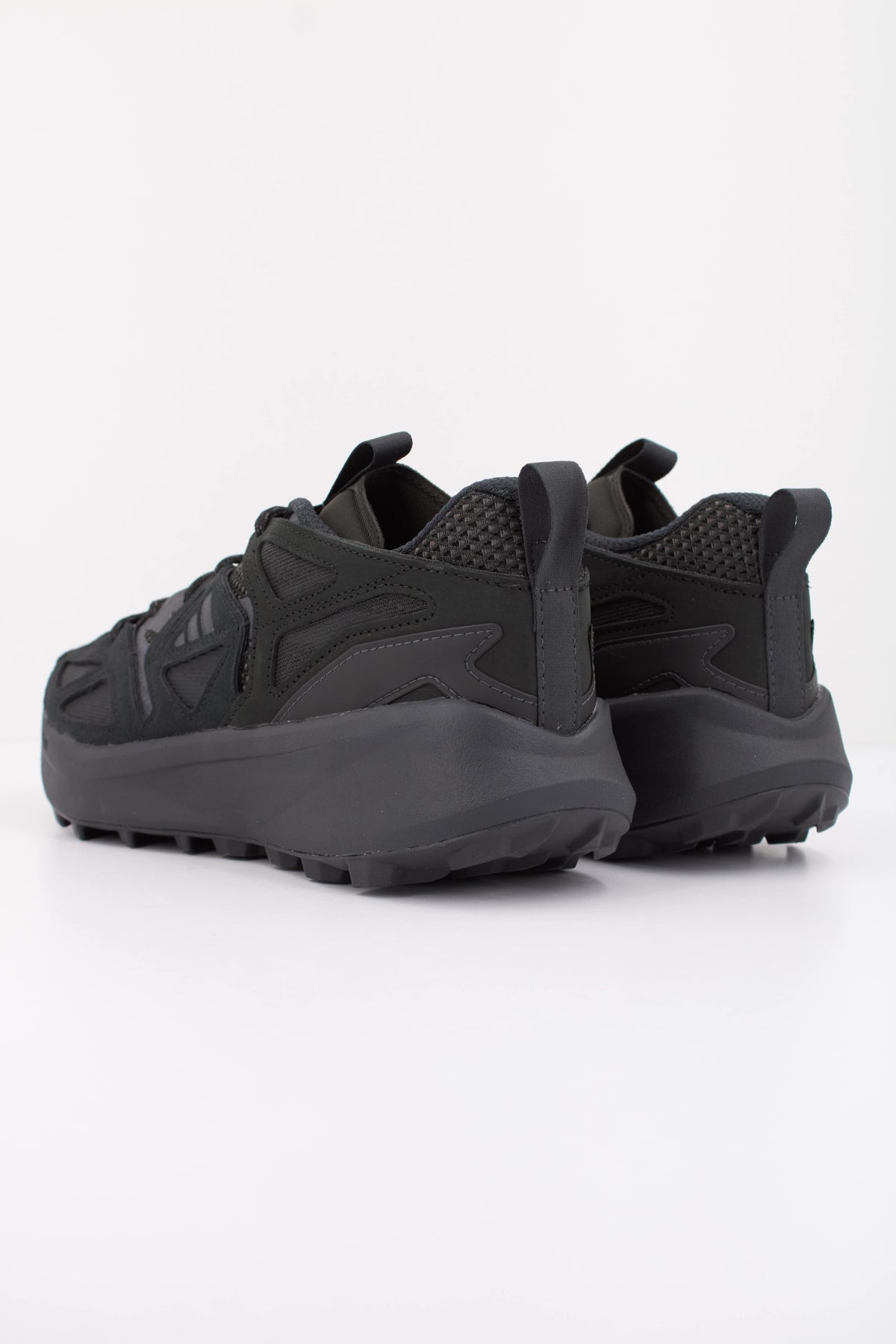 ADIDAS KANTAI TRAIL en color NEGRO (4)