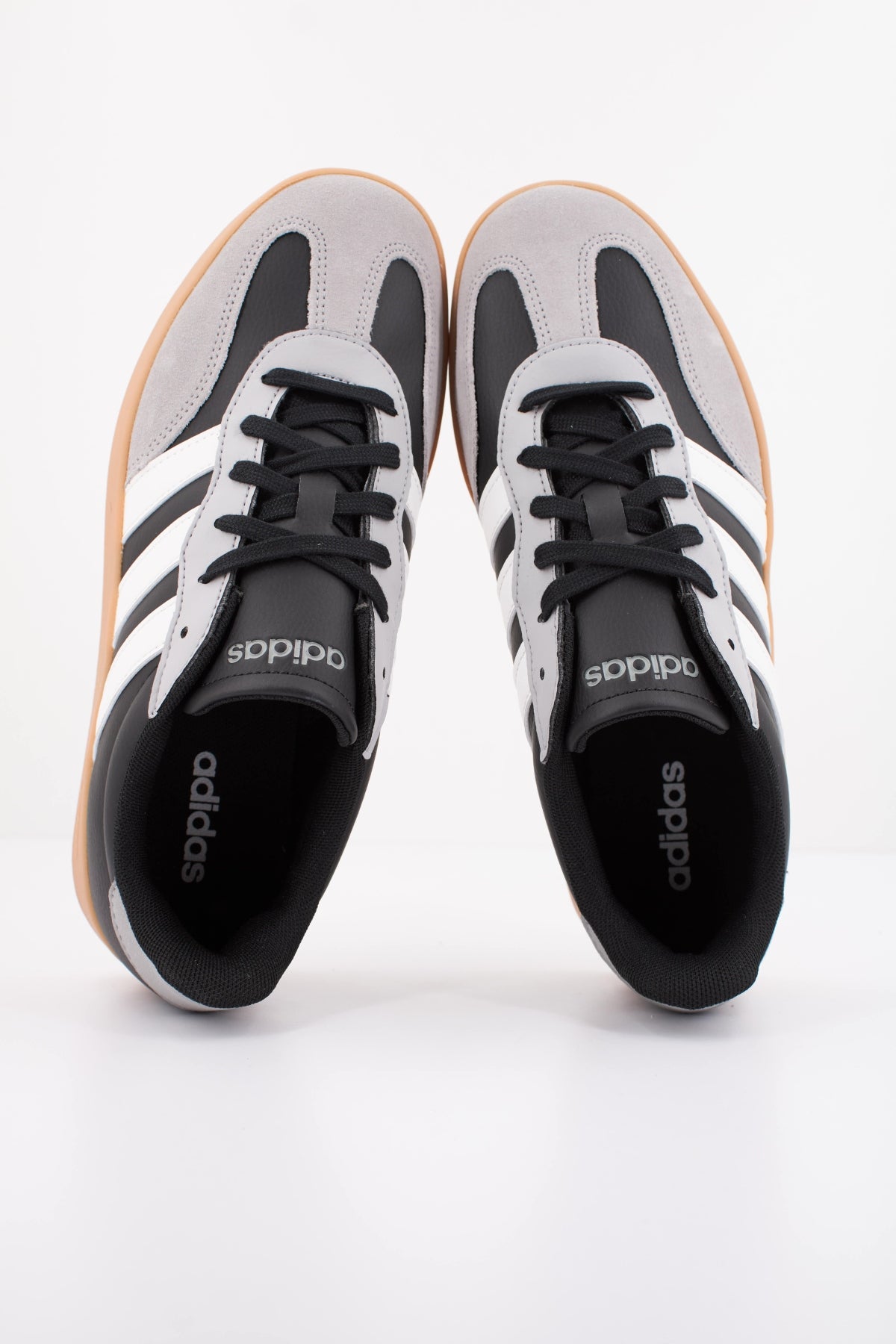 ADIDAS BARREDA en color NEGRO (3)