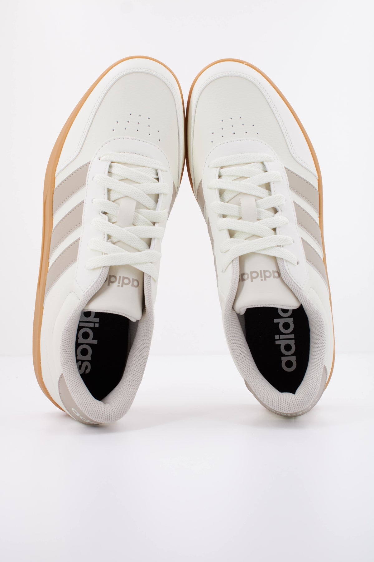 ADIDAS JQ4624 BREAKNET 3.0 en color BLANCO (3)
