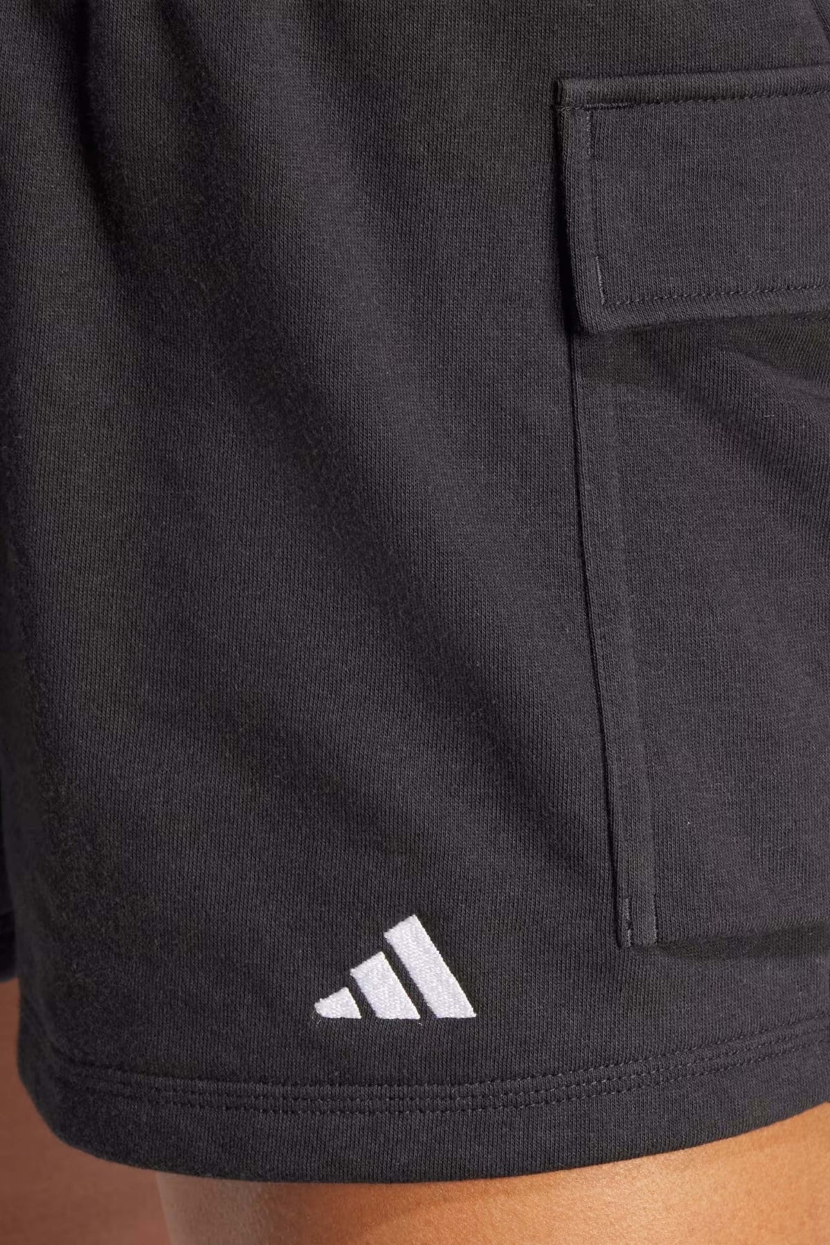 ADIDAS JD9944 en color NEGRO (4)