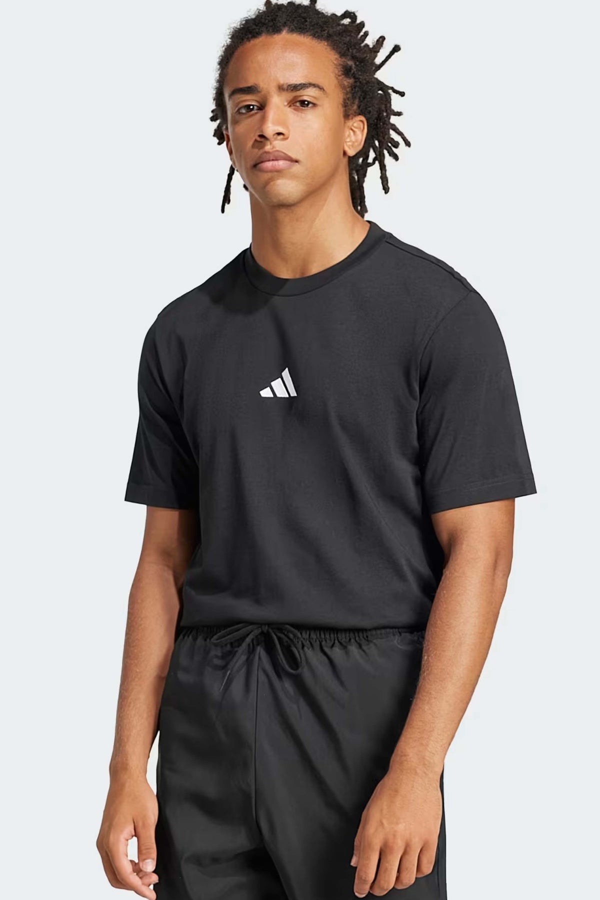 ADIDAS JE9024 en color NEGRO (1)