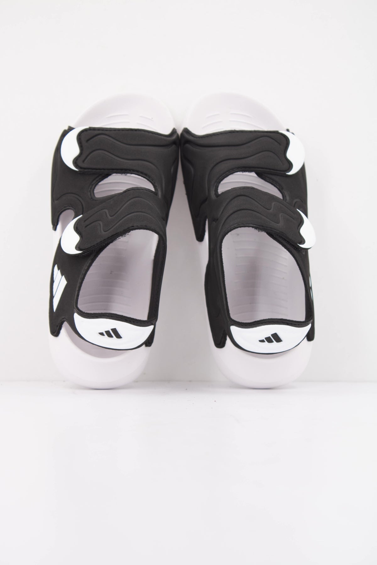 ADIDAS ALTASWIM 3 C en color NEGRO (3)