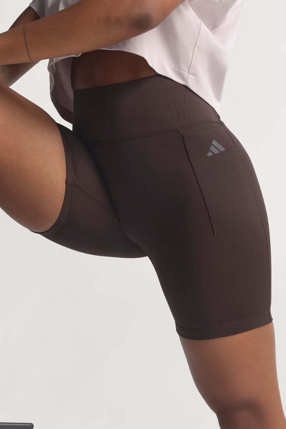 ADIDAS PANTALON OPT PWR SHO L en color MARRON (5)