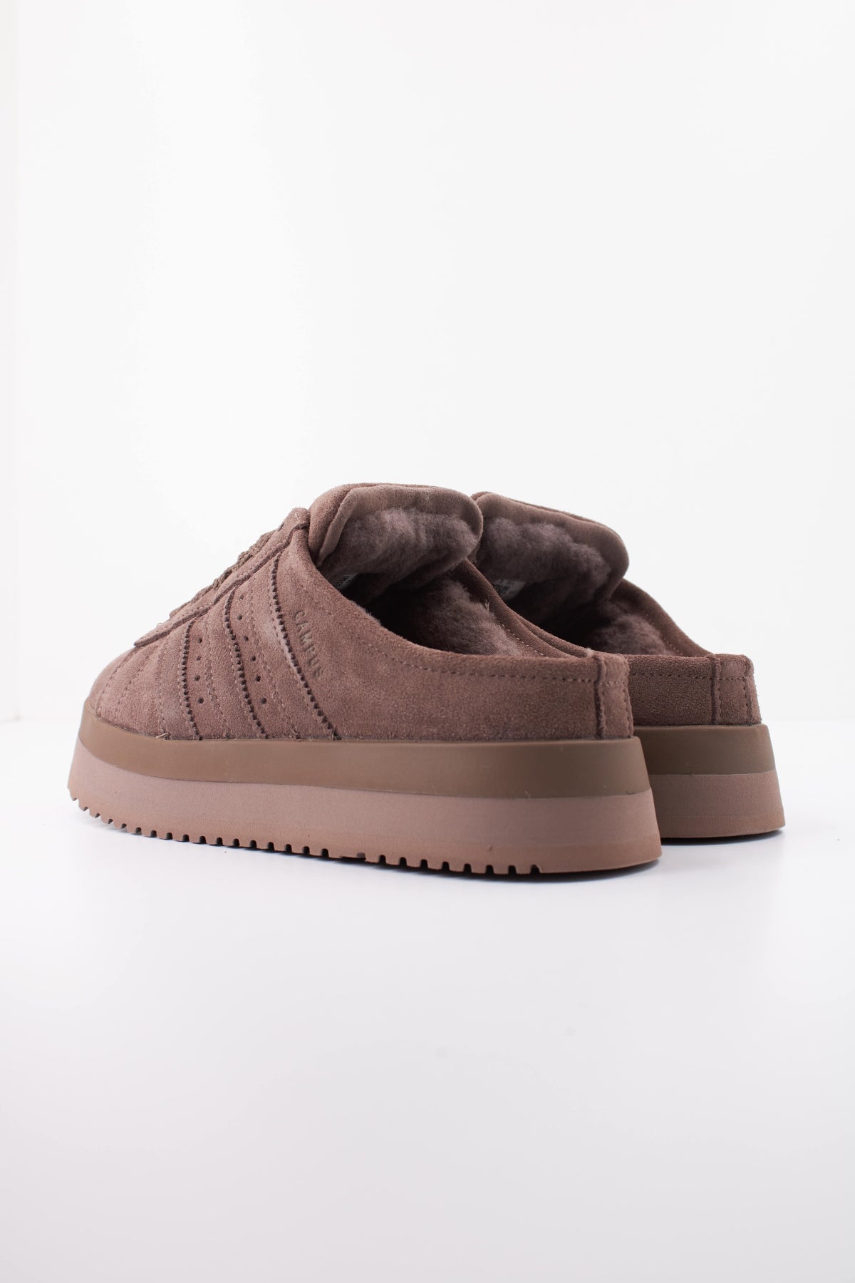 ADIDAS ORIGINALS CAMPUS 00s WTR LO en color MARRON (4)