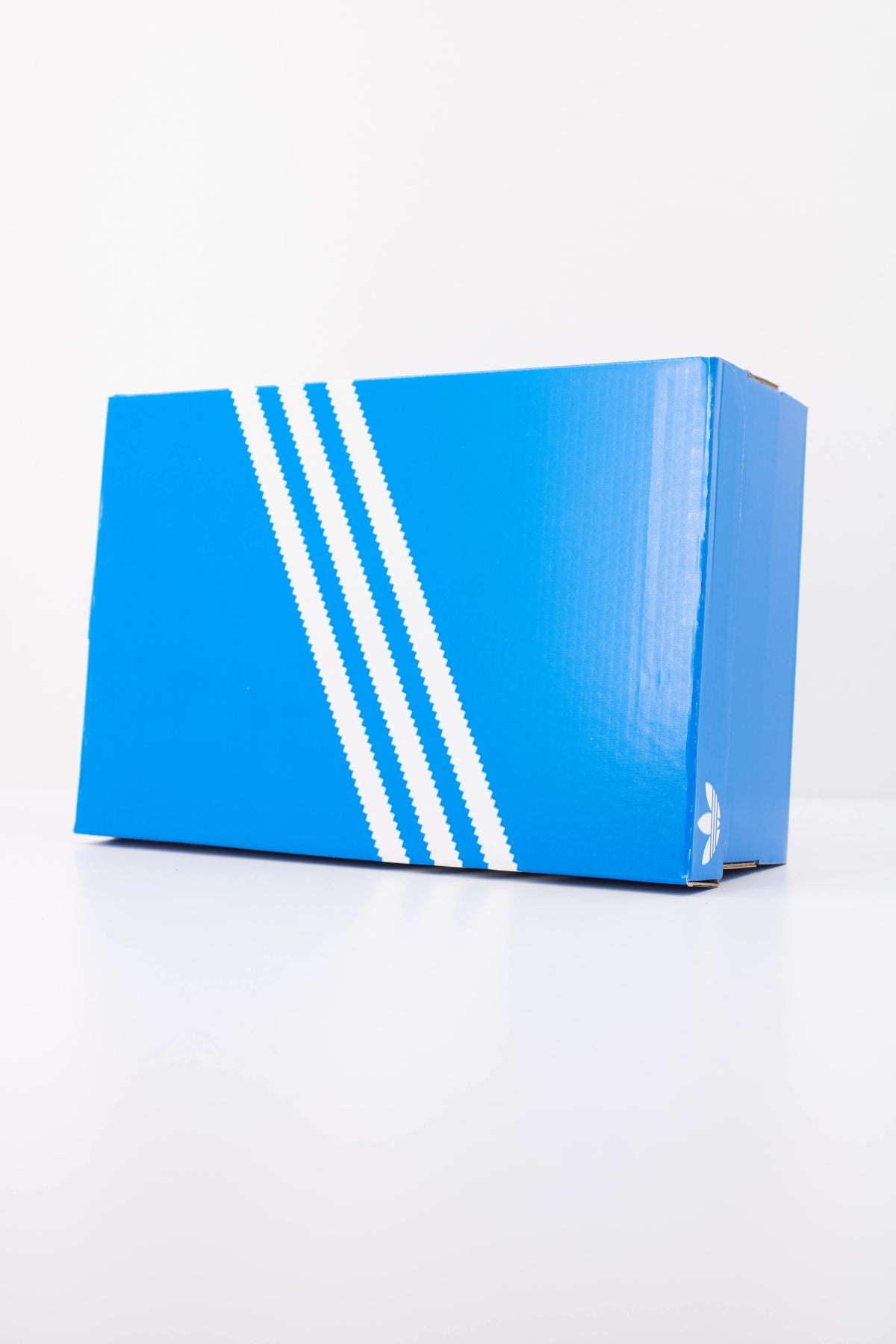 ADIDAS ORIGINALS KJ2297 en color MARRON (6)
