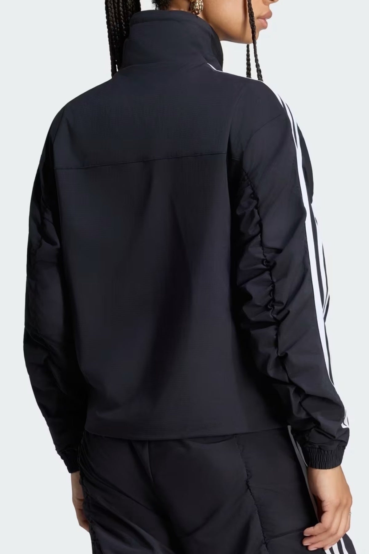 ADIDAS ORIGINALS LH1932 SPORTY TJ en color (2)
