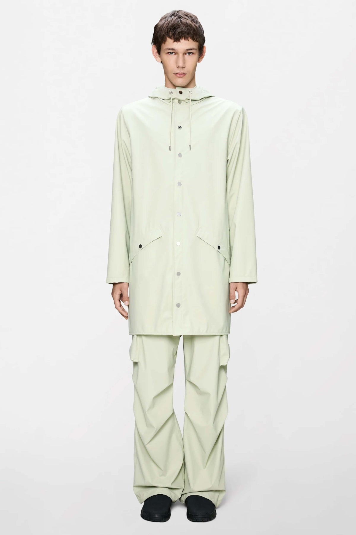 RAINS LONG JACKET W3 en color VERDE (3)
